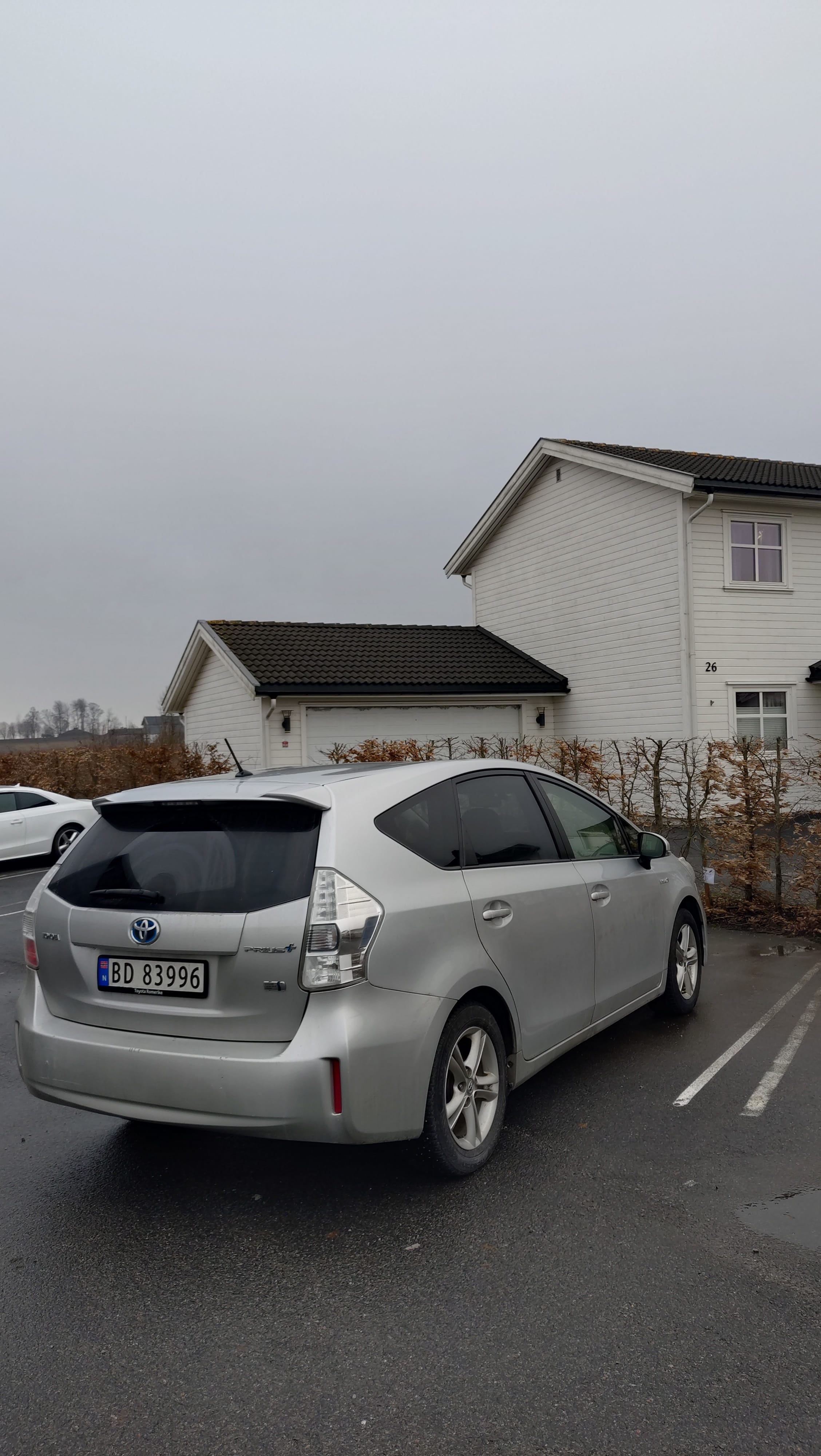 Toyota Prius + med Cruisekontroll