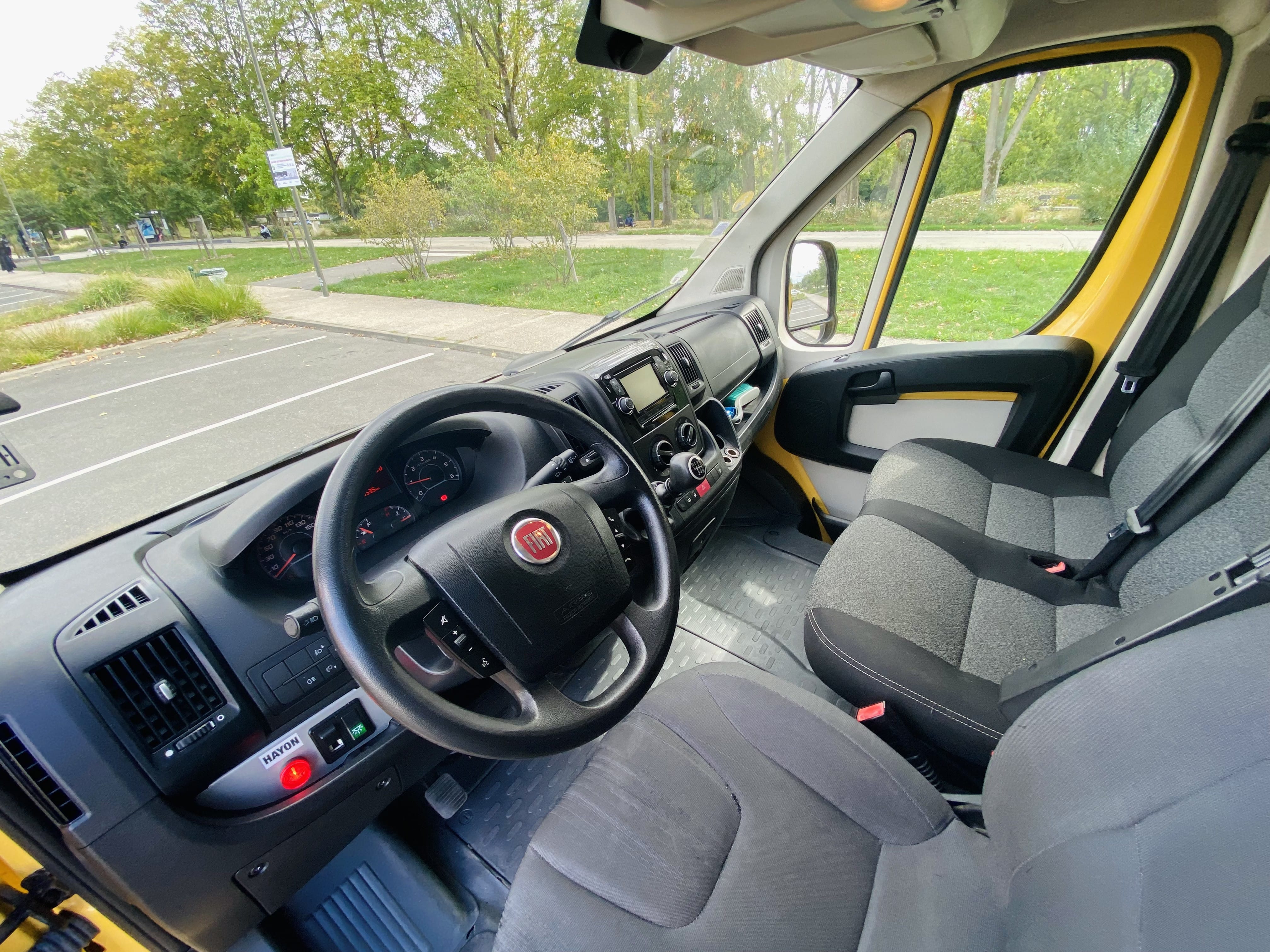 Fiat Ducato Hayon Élévateur L2H2 3,5T avec Dashcam