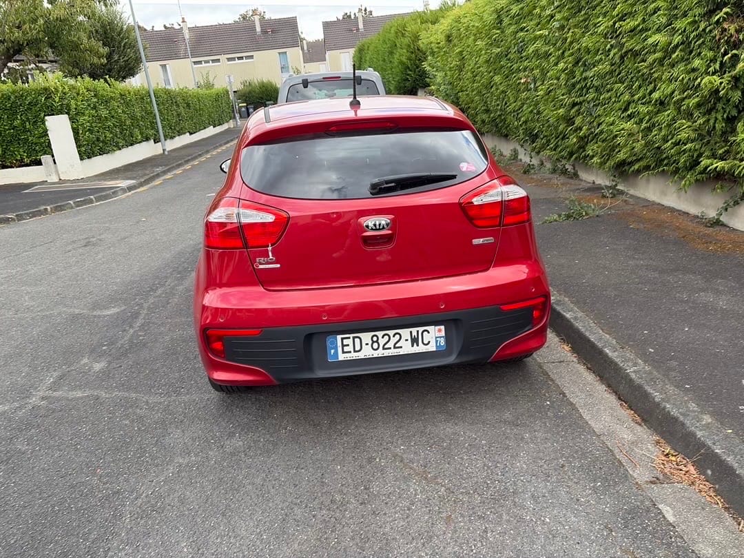 Kia Rio avec Caméra de recul