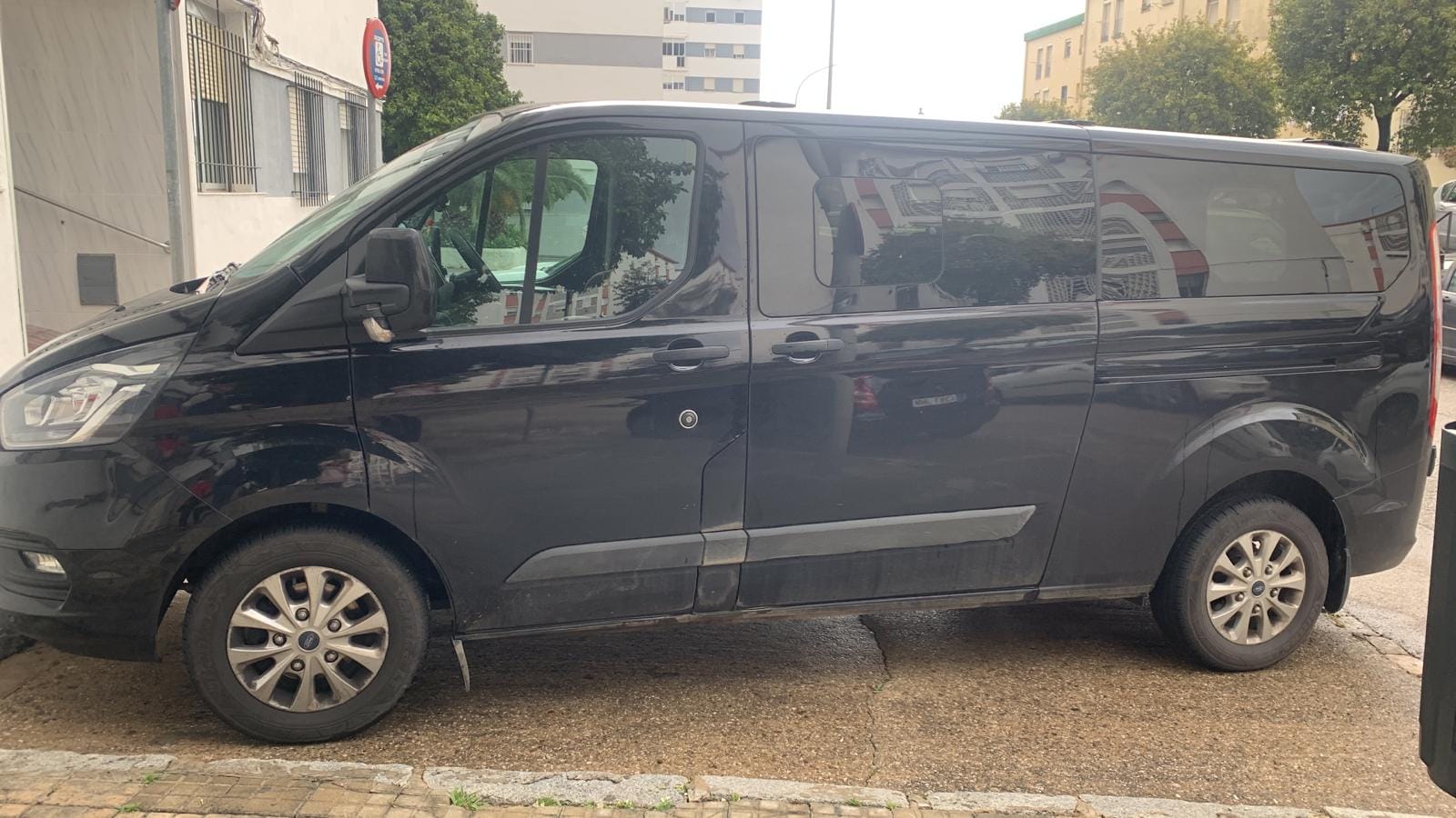 Ford Transit Custom Kombi, 2023, Diesel, 9 plazas y más