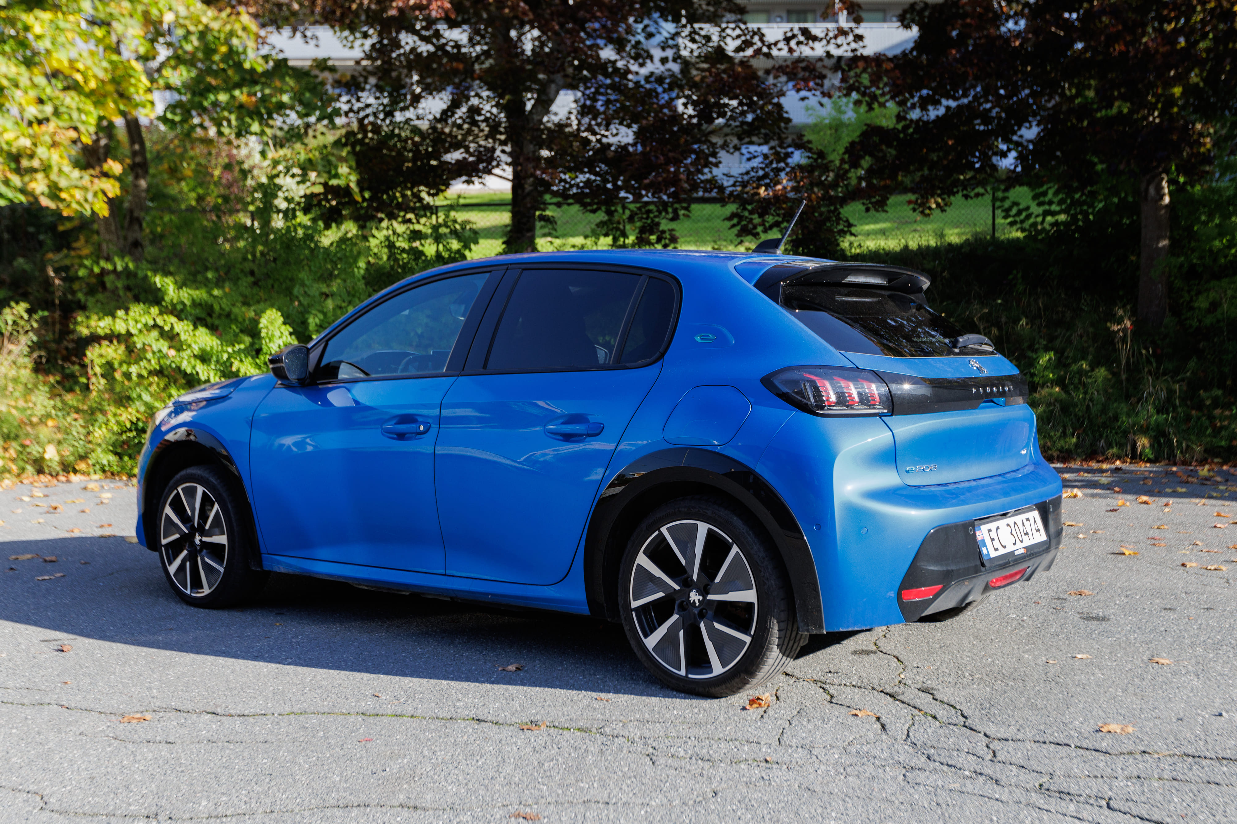 Peugeot e-208 GT med GPS