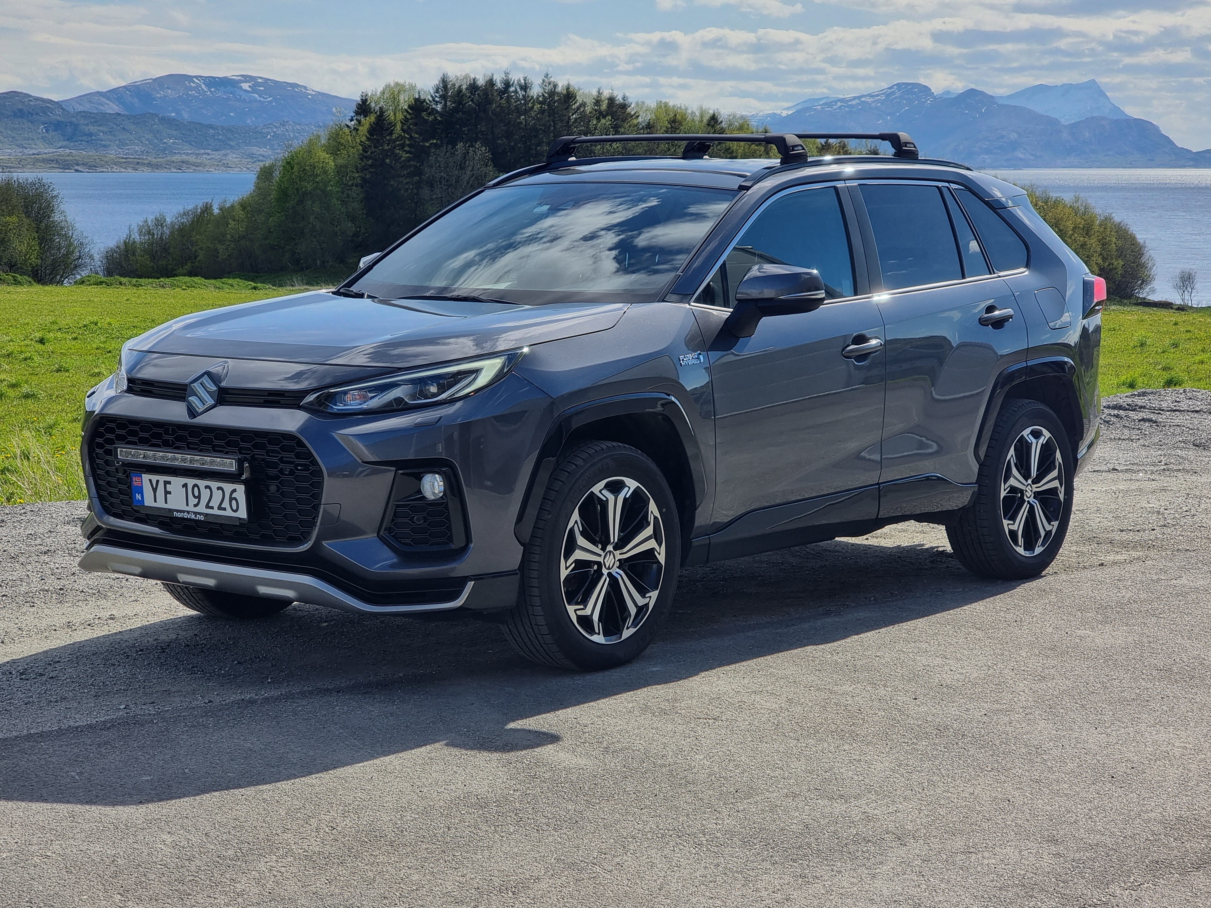 Suzuki Across Plug-in Hybrid (RAV4), 2021, Blyfri 95 / Elektrisk (hybrid), automatisk