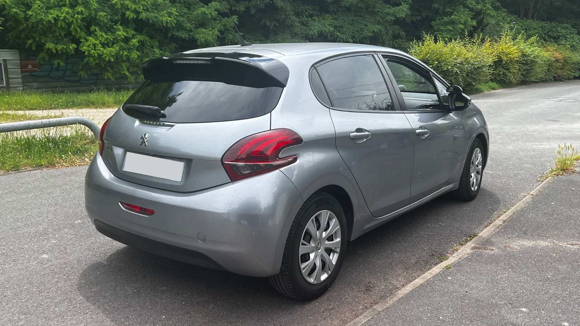 Peugeot 208 avec GPS