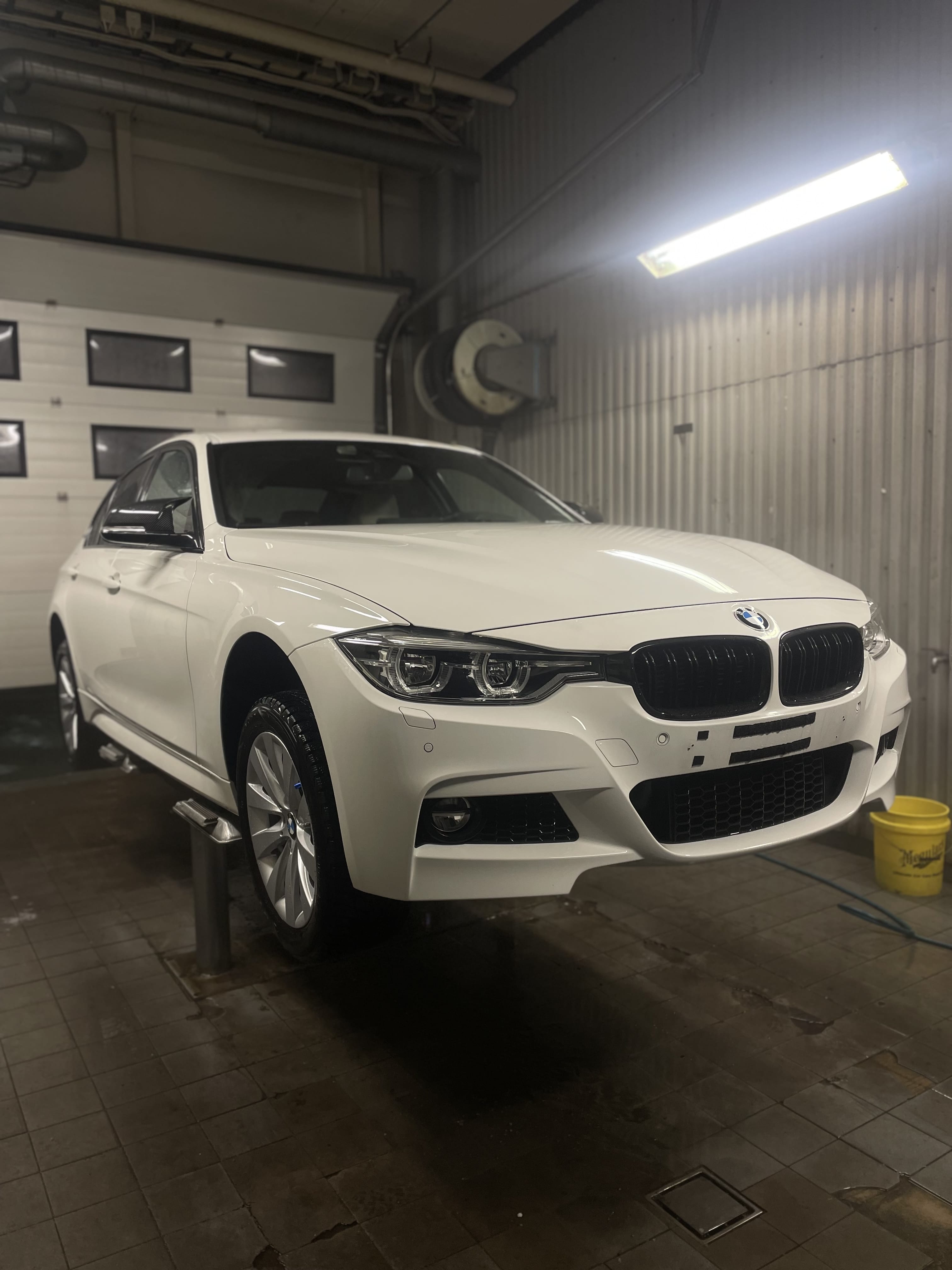 BMW 3 Series Hybrid med GPS