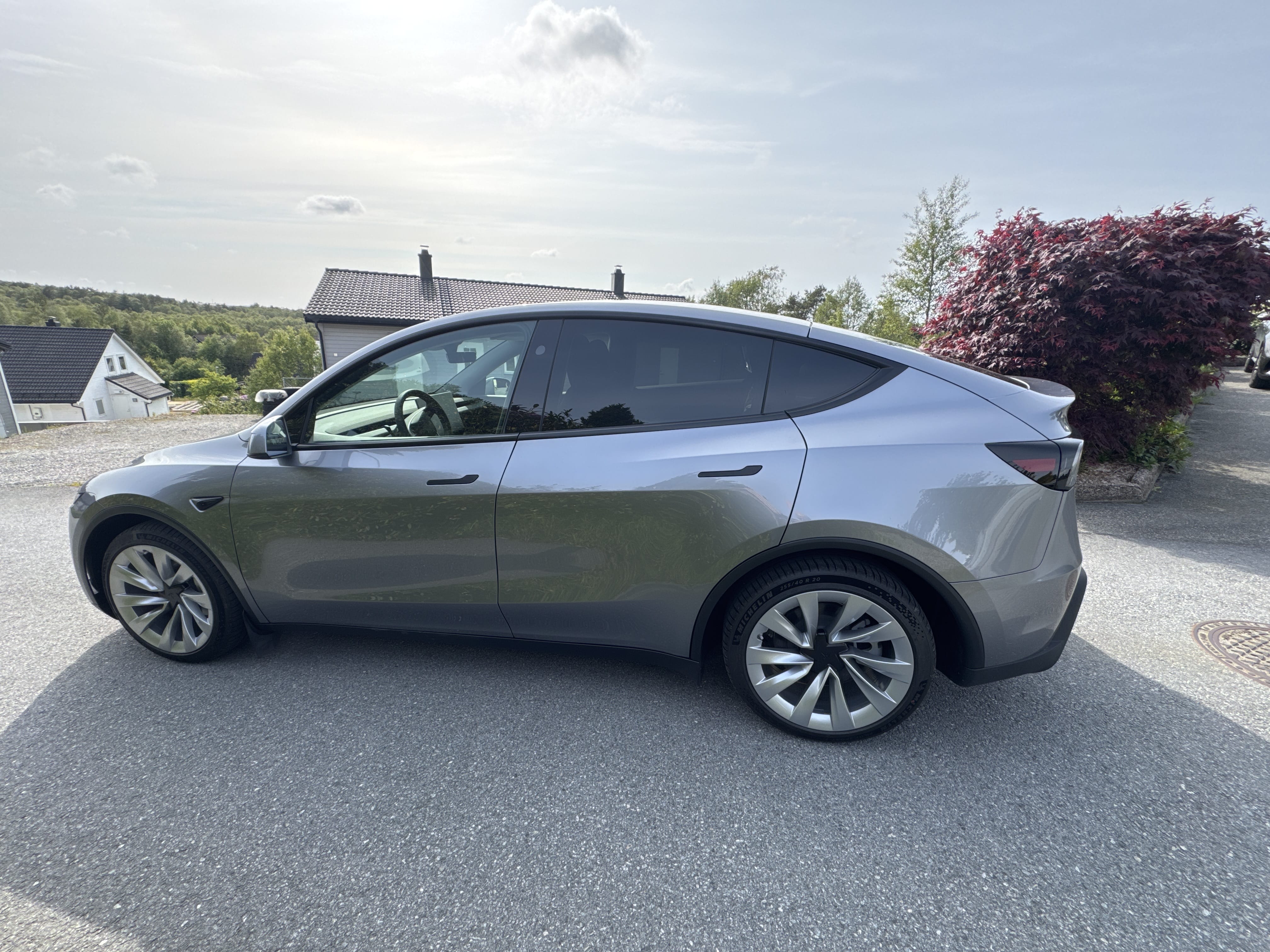 Tesla Model Y Long Range med Aircondition