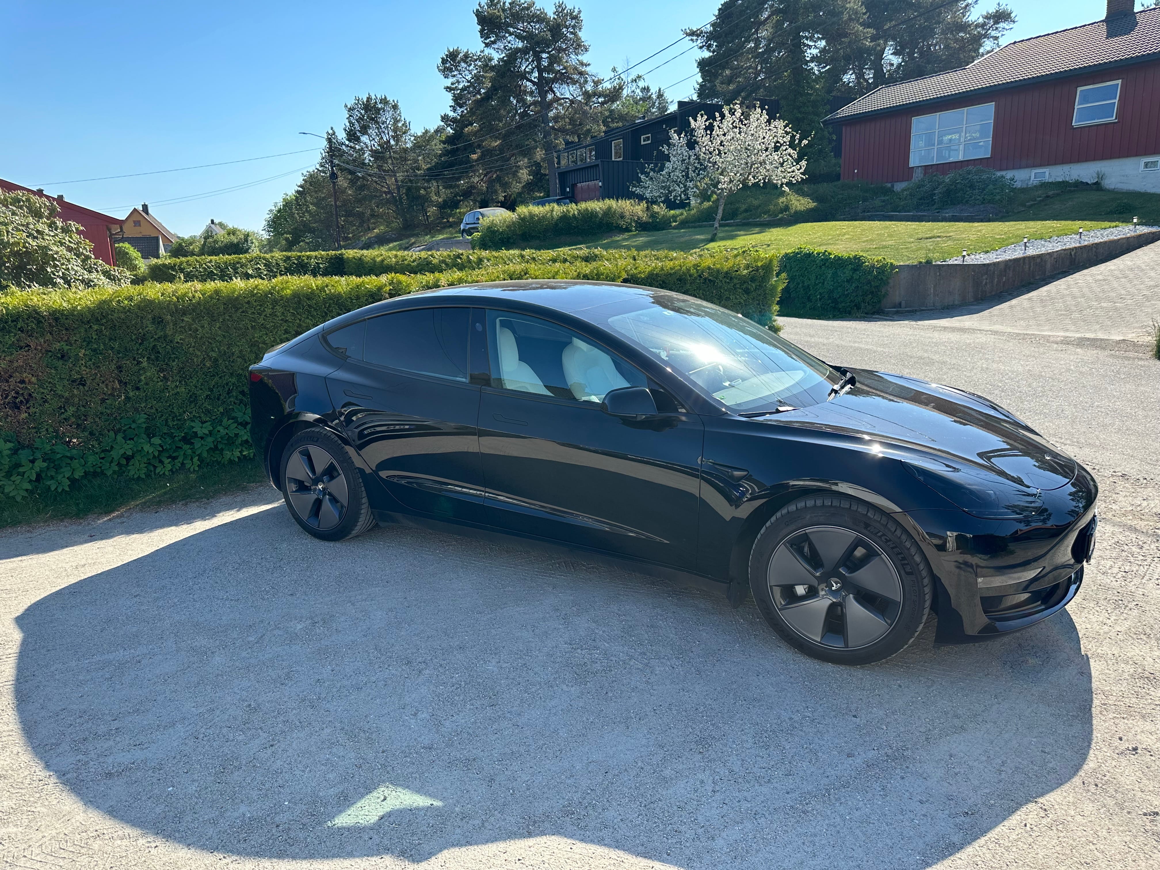 Tesla Model 3 Long Range mit Klimaanlage