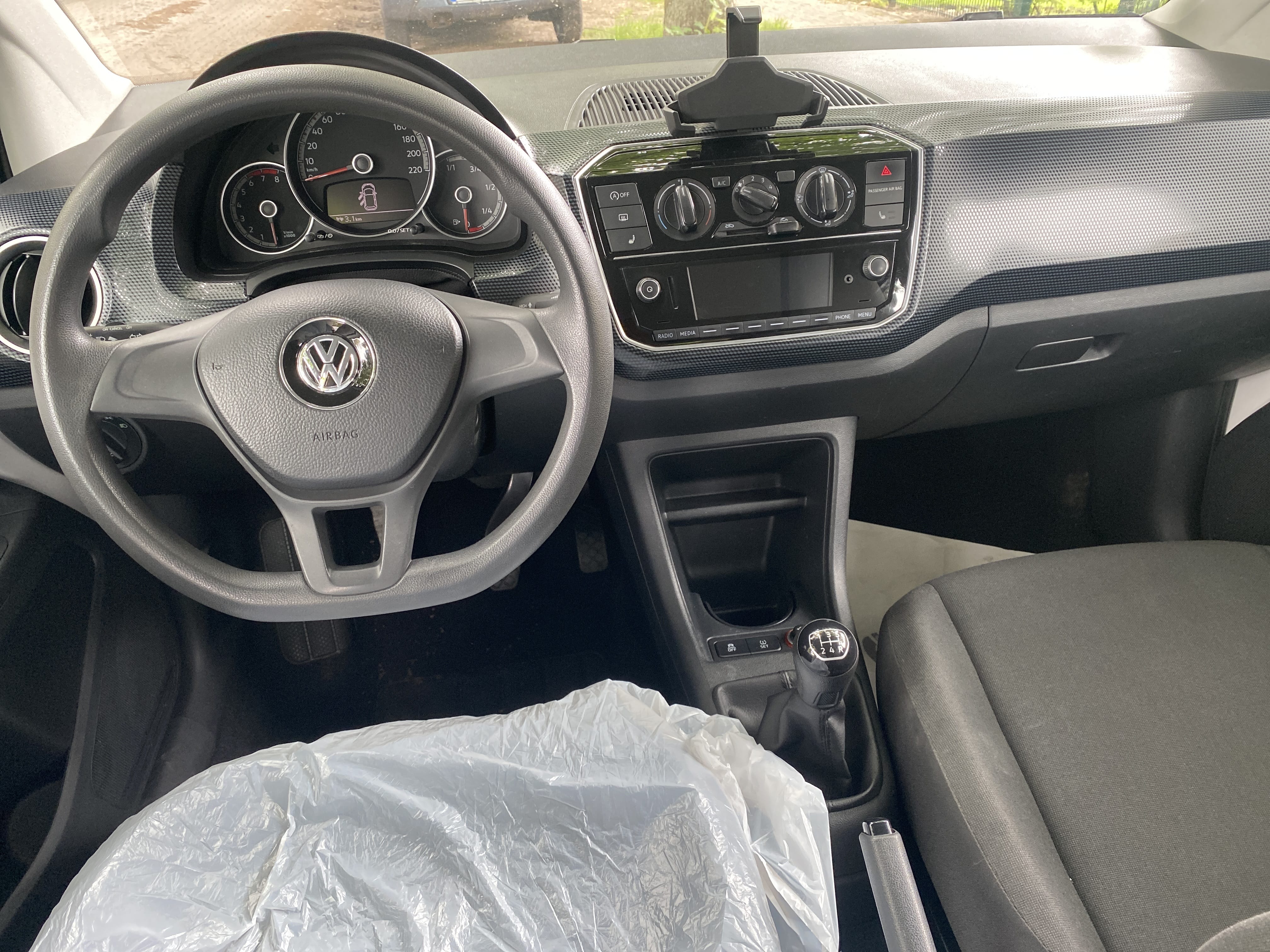 Volkswagen Up! Engine 1.0 liter - 44 kW con Audio Bluetooth