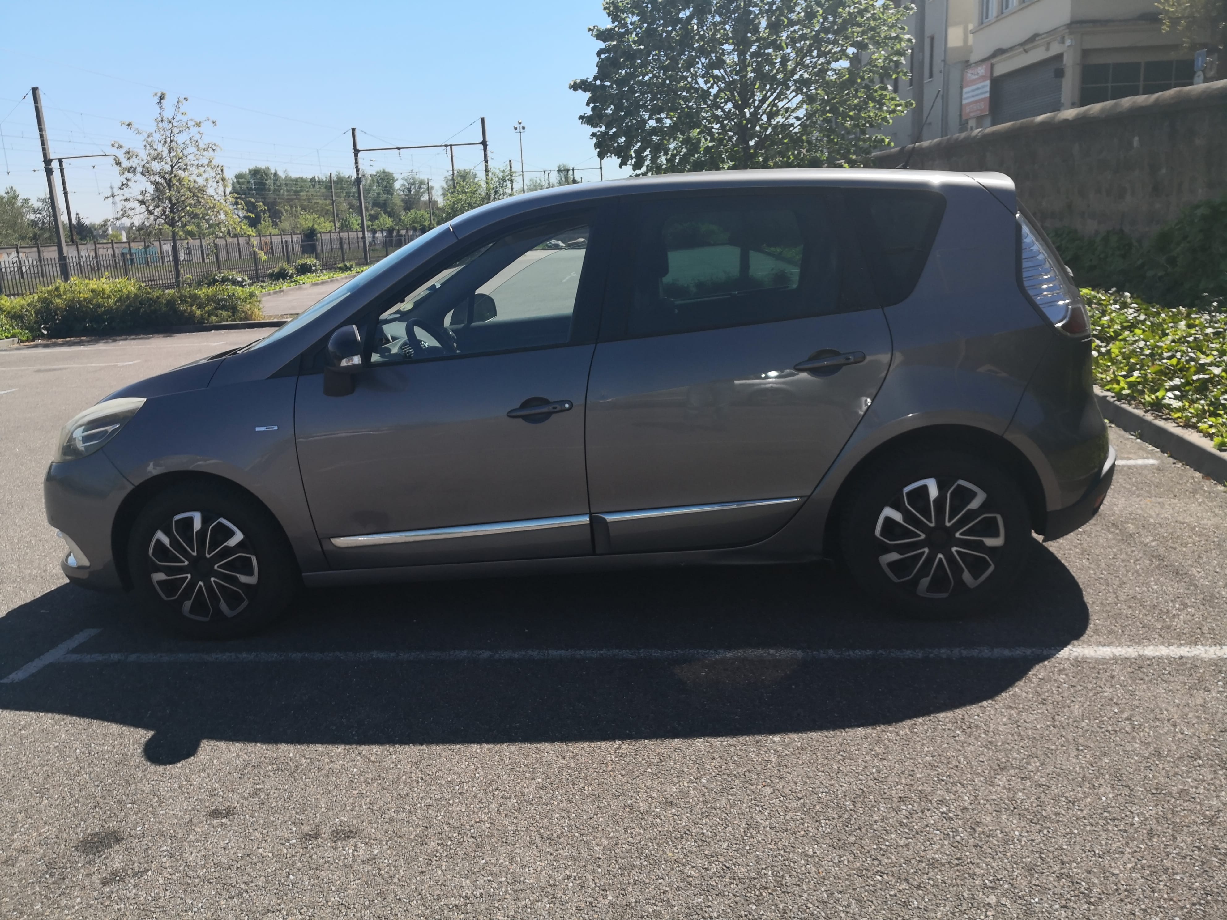 Renault Scenic 1.6 Dci 130 avec Caméra de recul