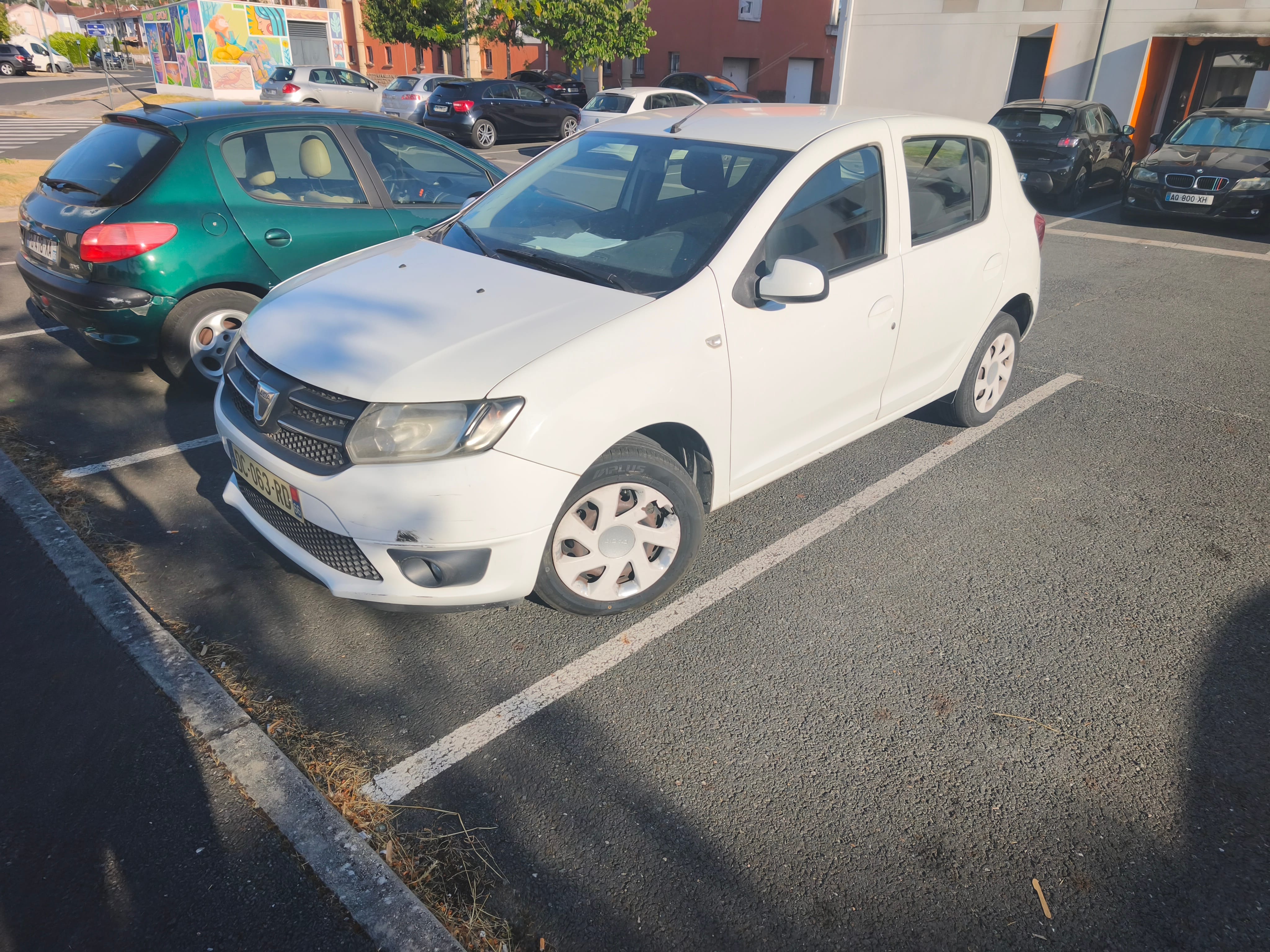Dacia Sandero avec Climatisation