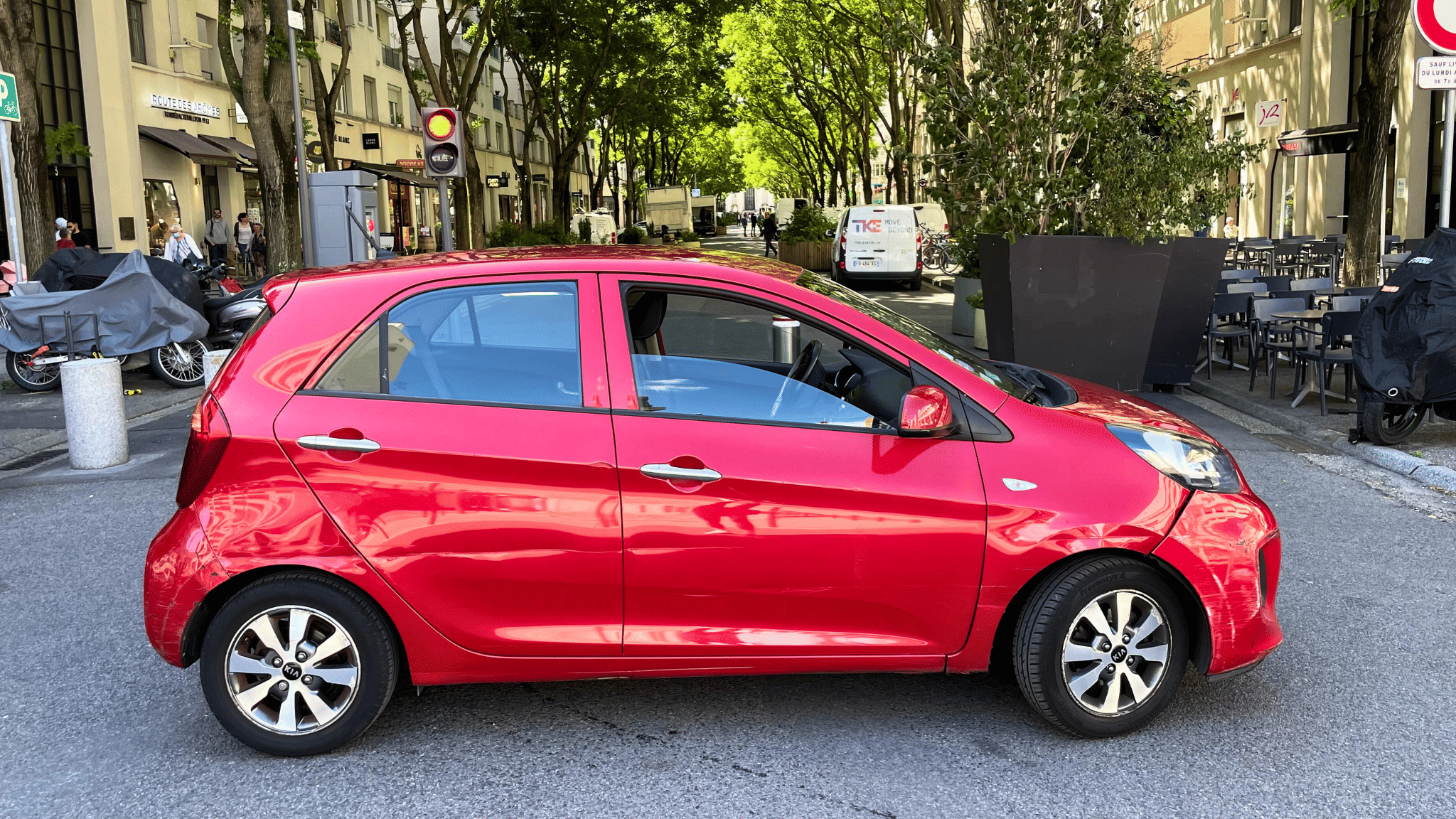 Kia Picanto Petite, maniable et climatisée avec Climatisation