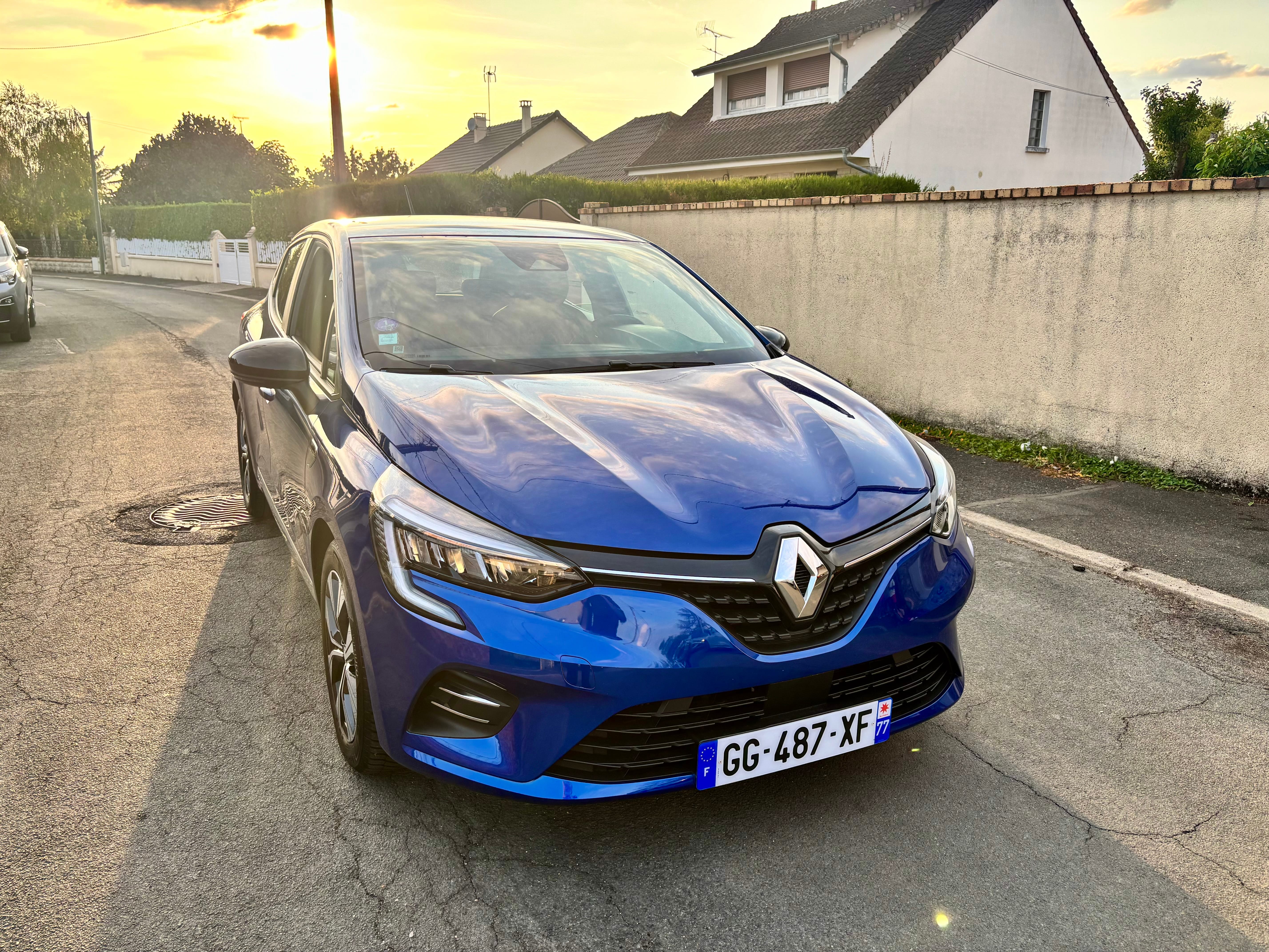 Renault Clio avec Apple CarPlay