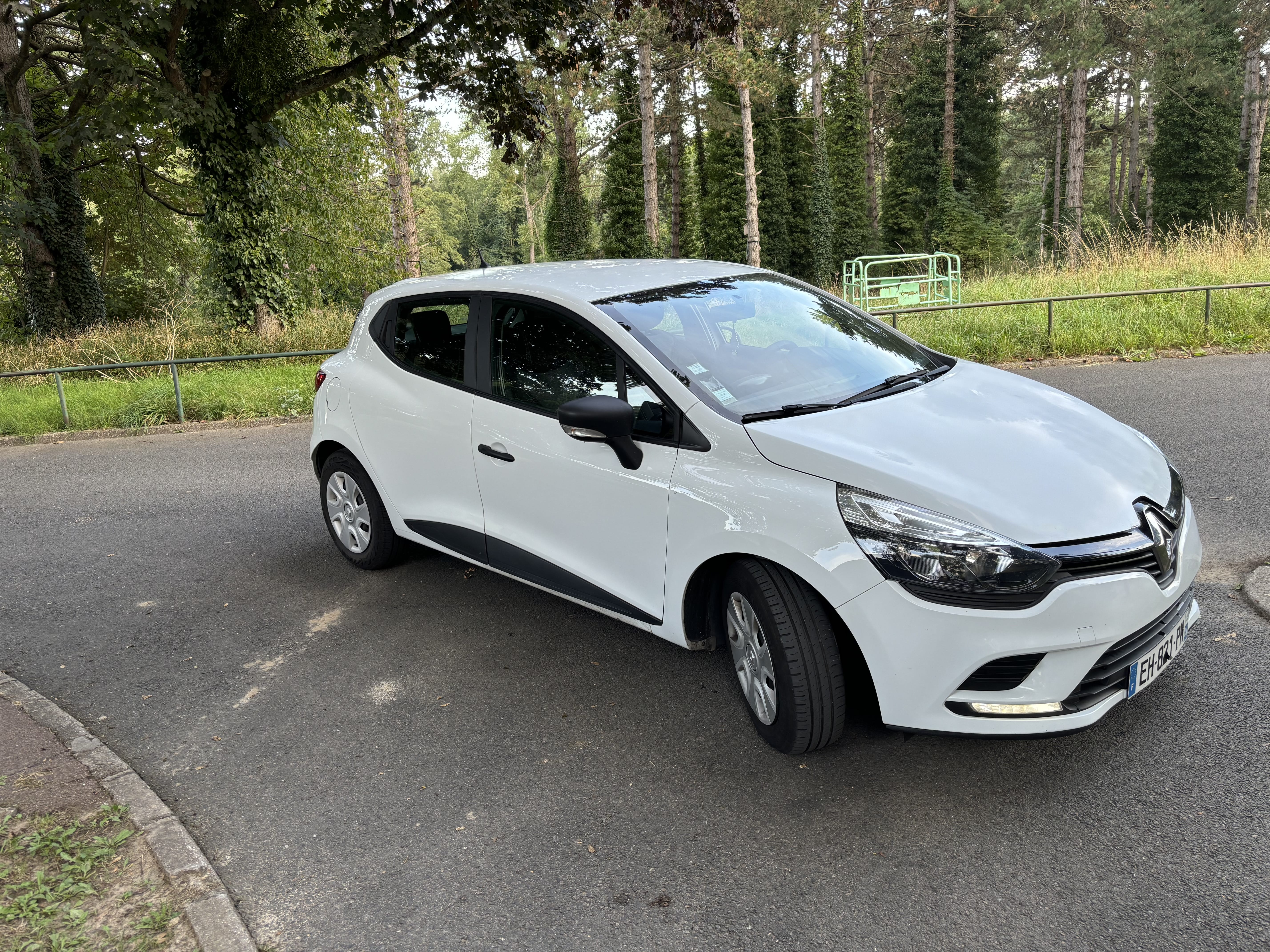 Renault Clio avec Climatisation