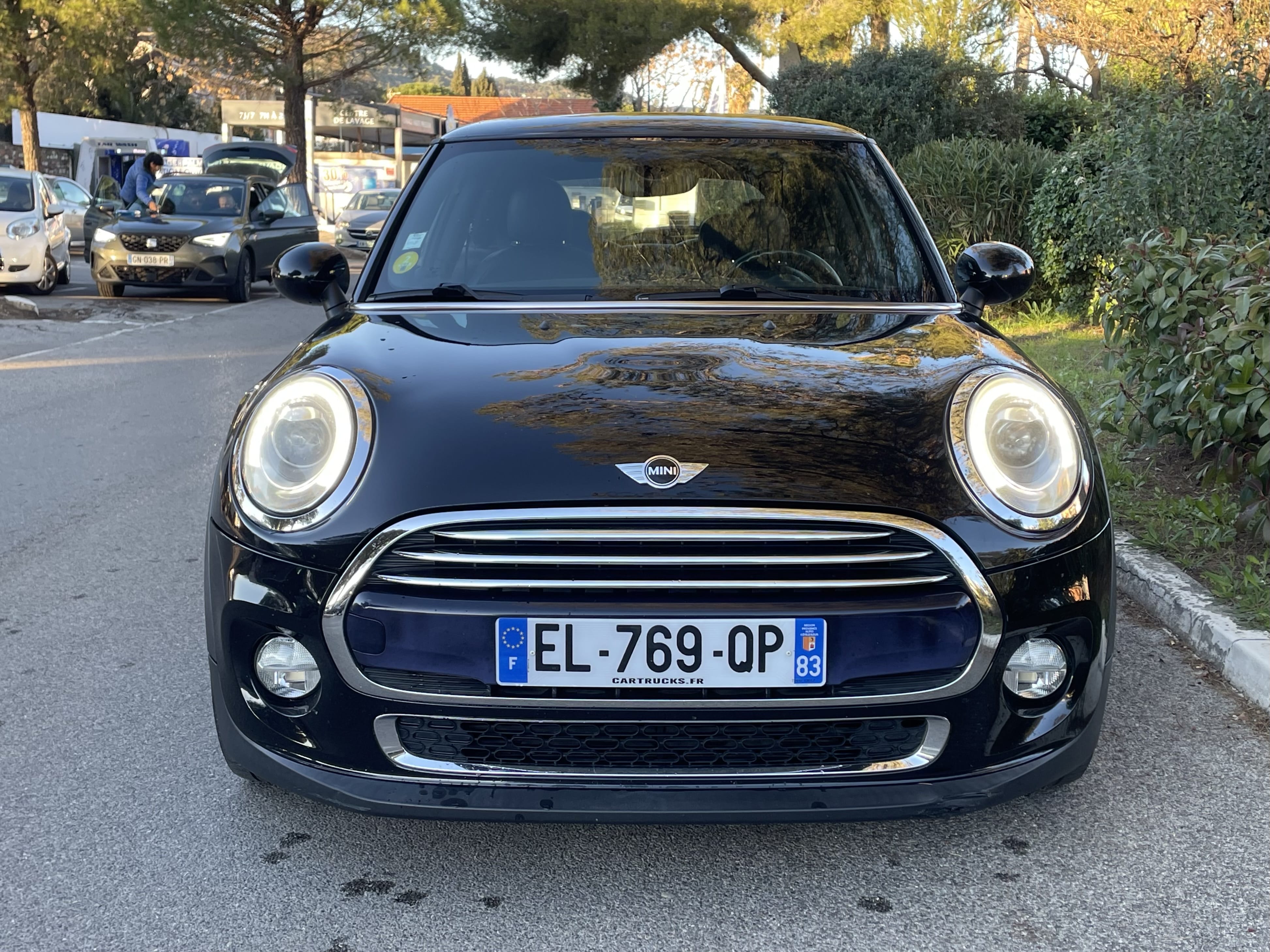 Mini Cooper F56 Toit Ouvrant - Clim - Bluetooth - Hyères avec Audio Bluetooth