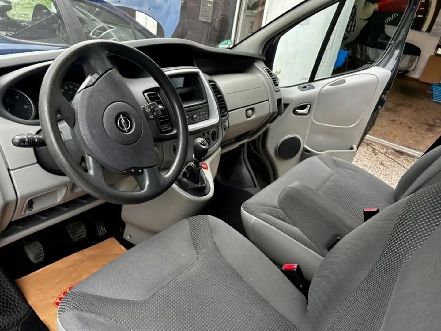 Opel Vivaro avec Climatisation