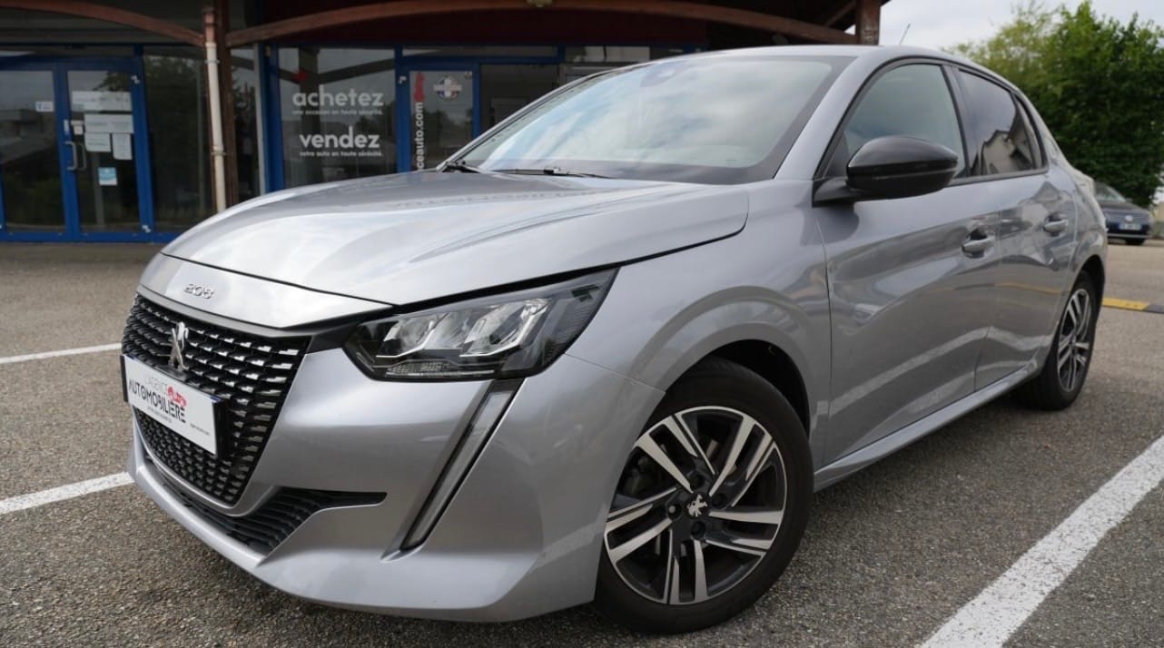 Peugeot 208, 2022, Essence 95, automatique