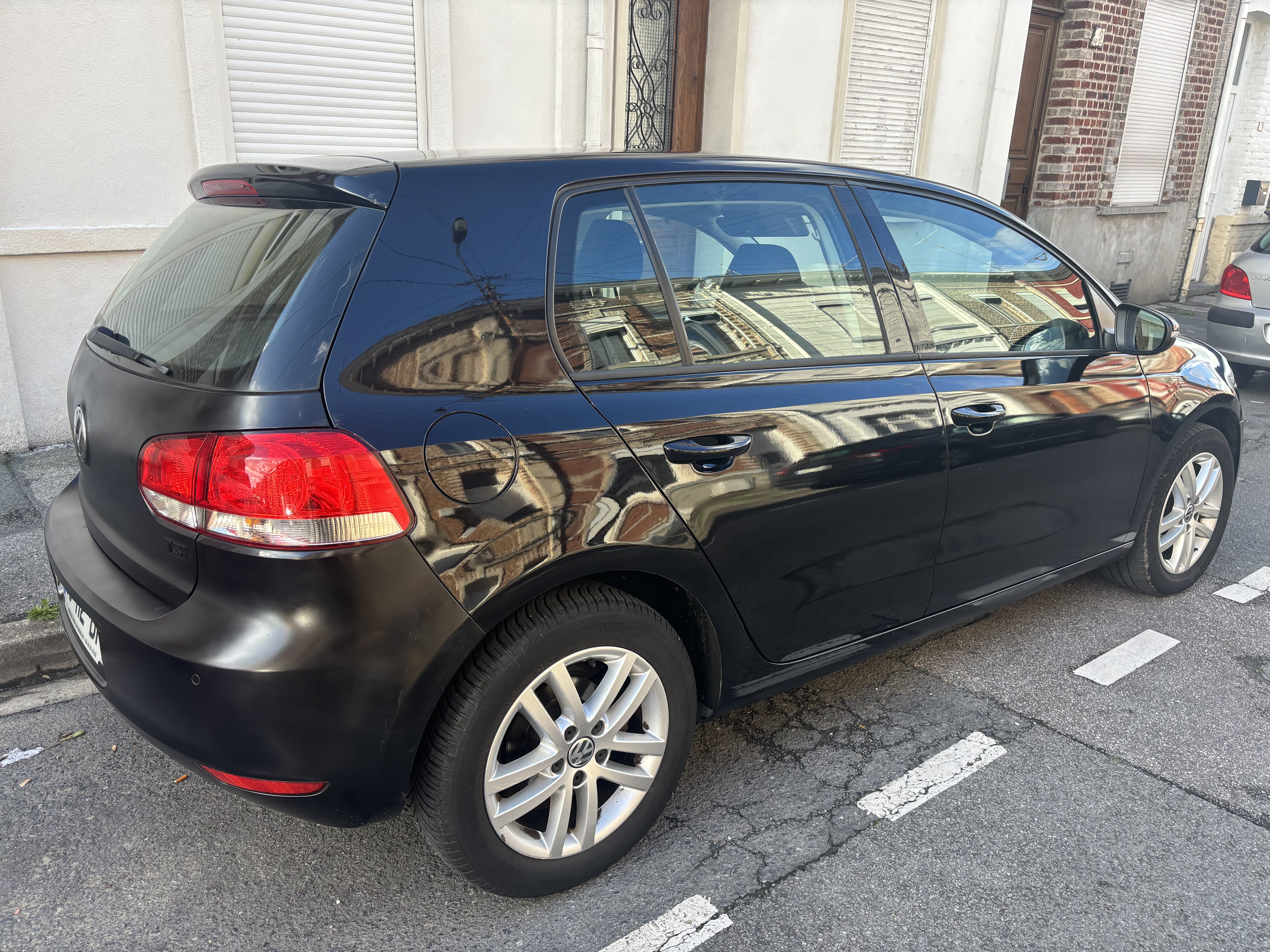 Volkswagen Golf 6 - ESSENCE - 160 ch avec Climatisation