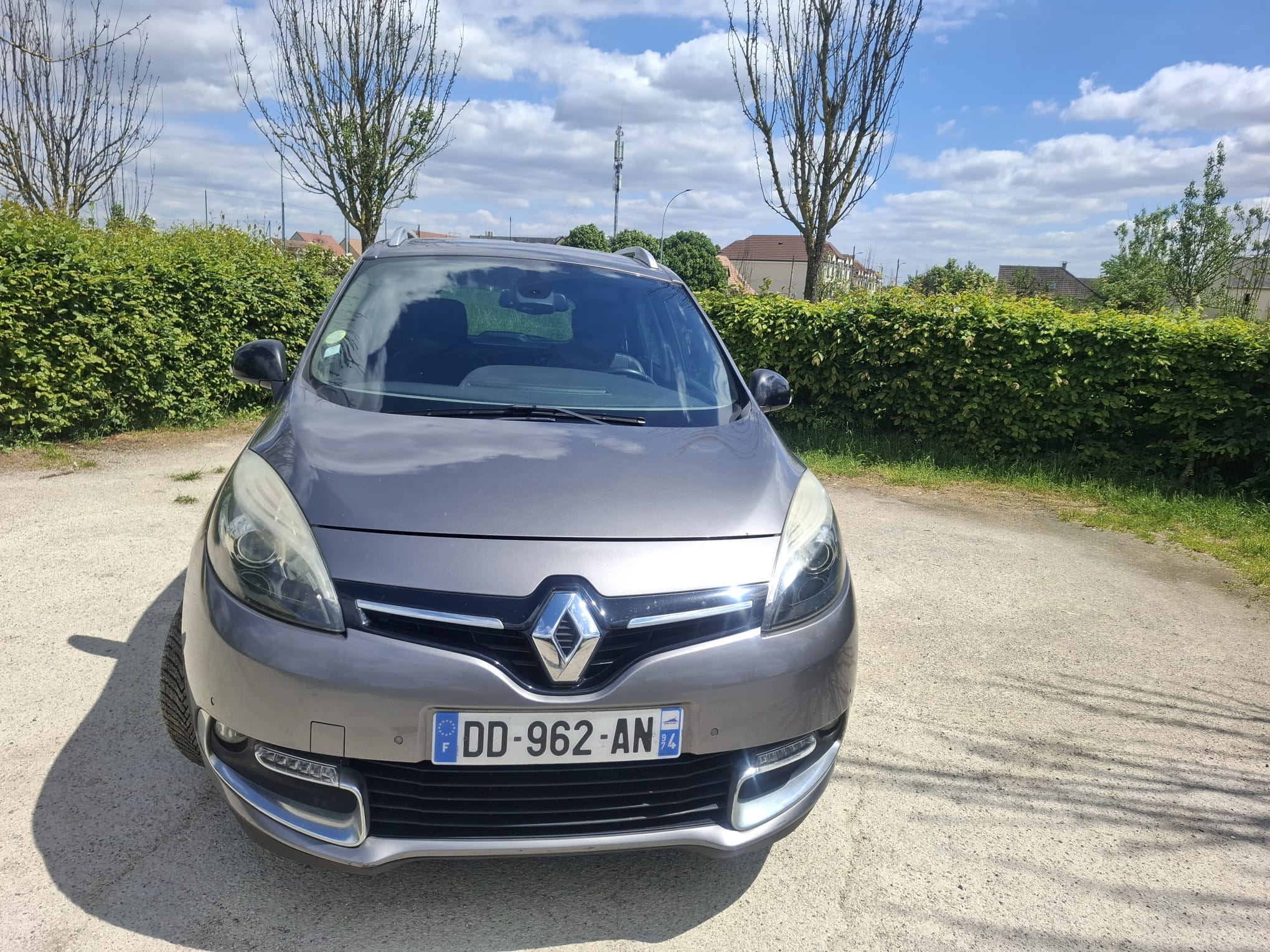 Renault Grand Scenic avec GPS