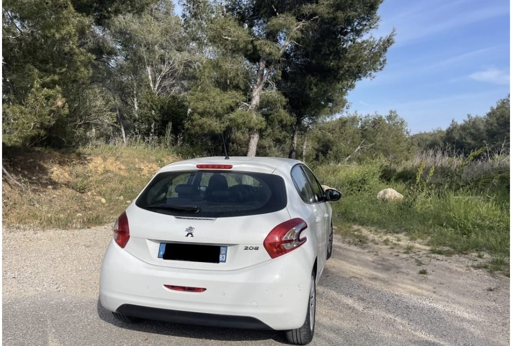 Peugeot 208 avec Climatisation