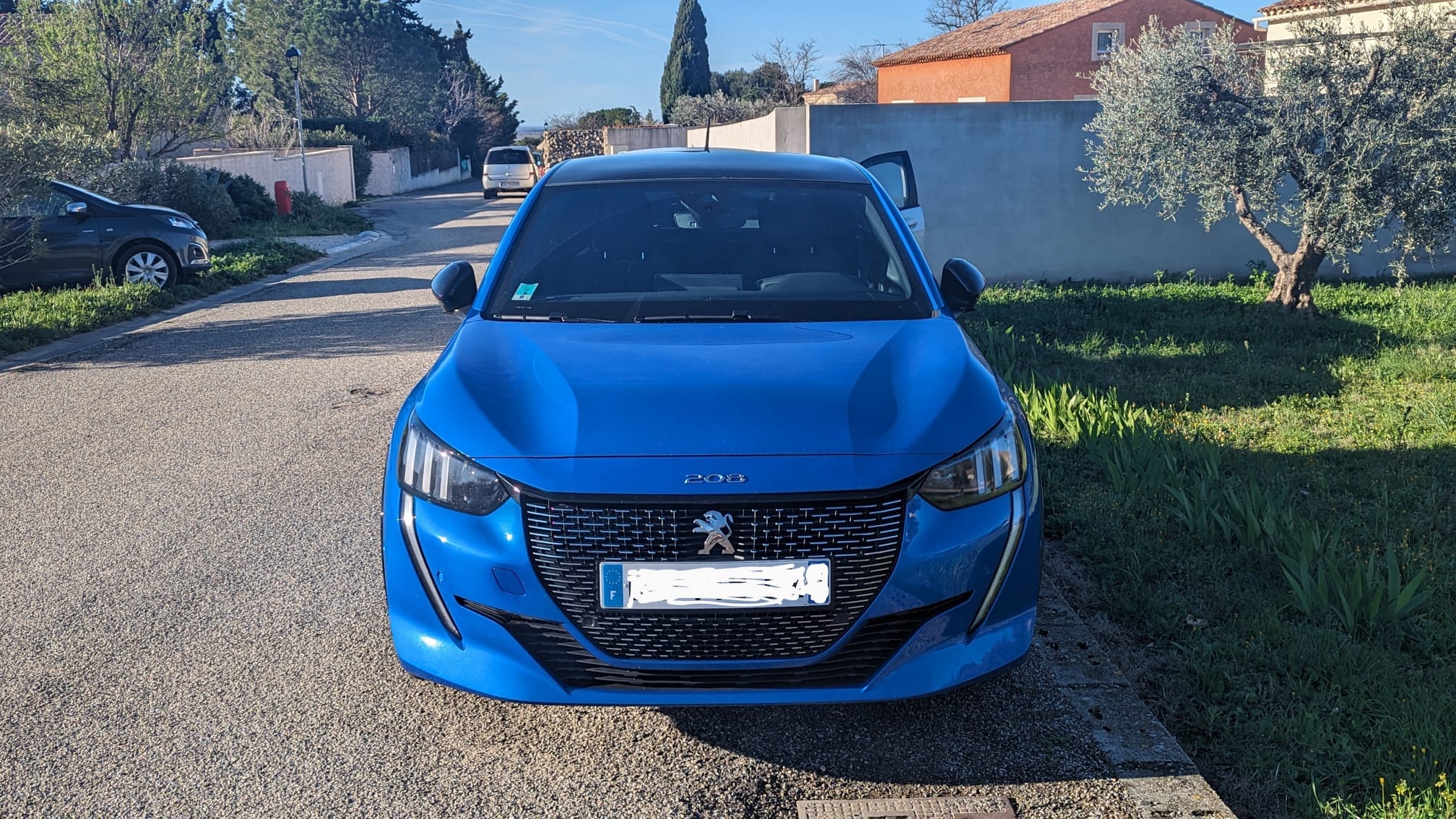 Peugeot 208 GT II 1.2 PureTech 100ch S&S EAT8 avec Entrée audio / iPod