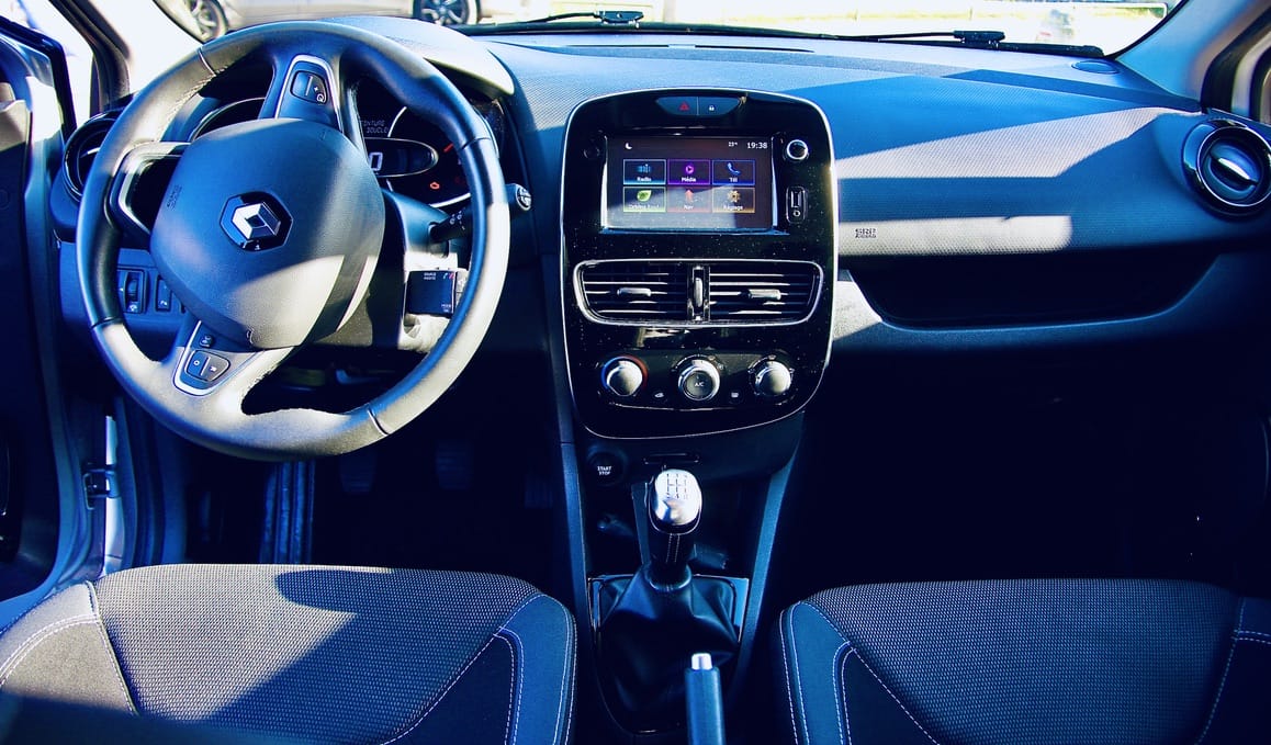 Renault Clio avec Entrée audio / iPod