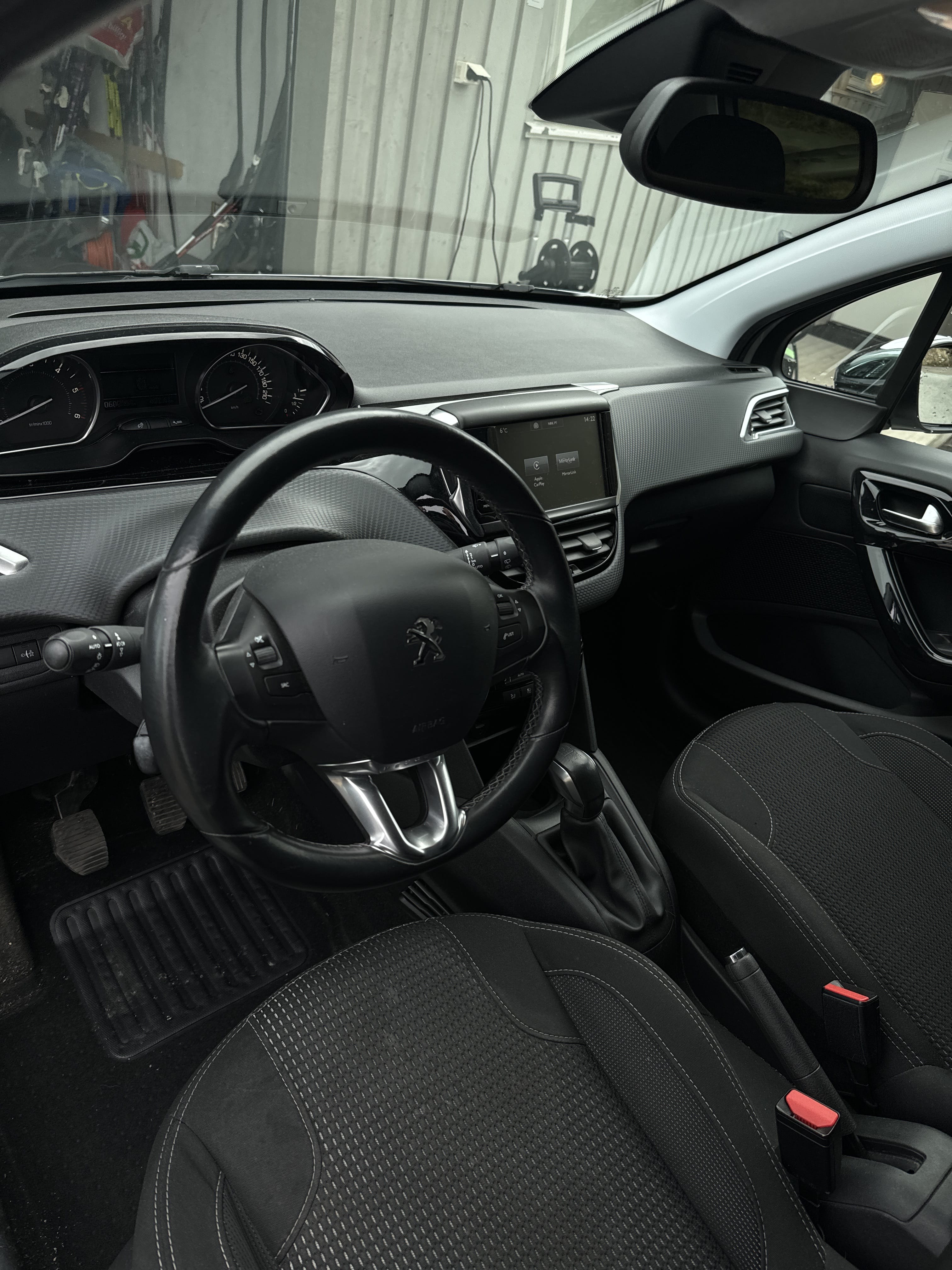 Peugeot 208 met Cruise control