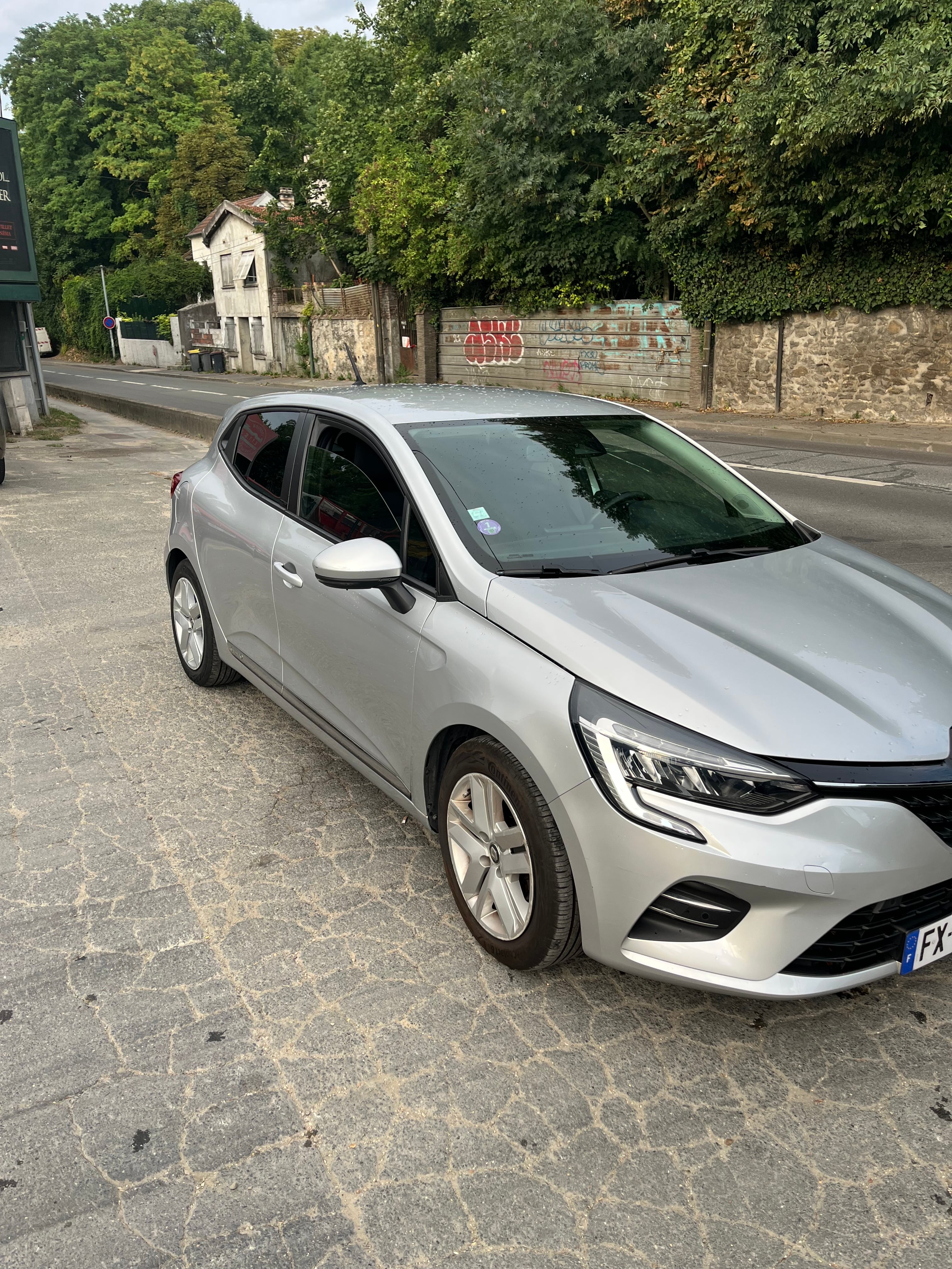 Renault Clio E-tech avec Régulateur de vitesse