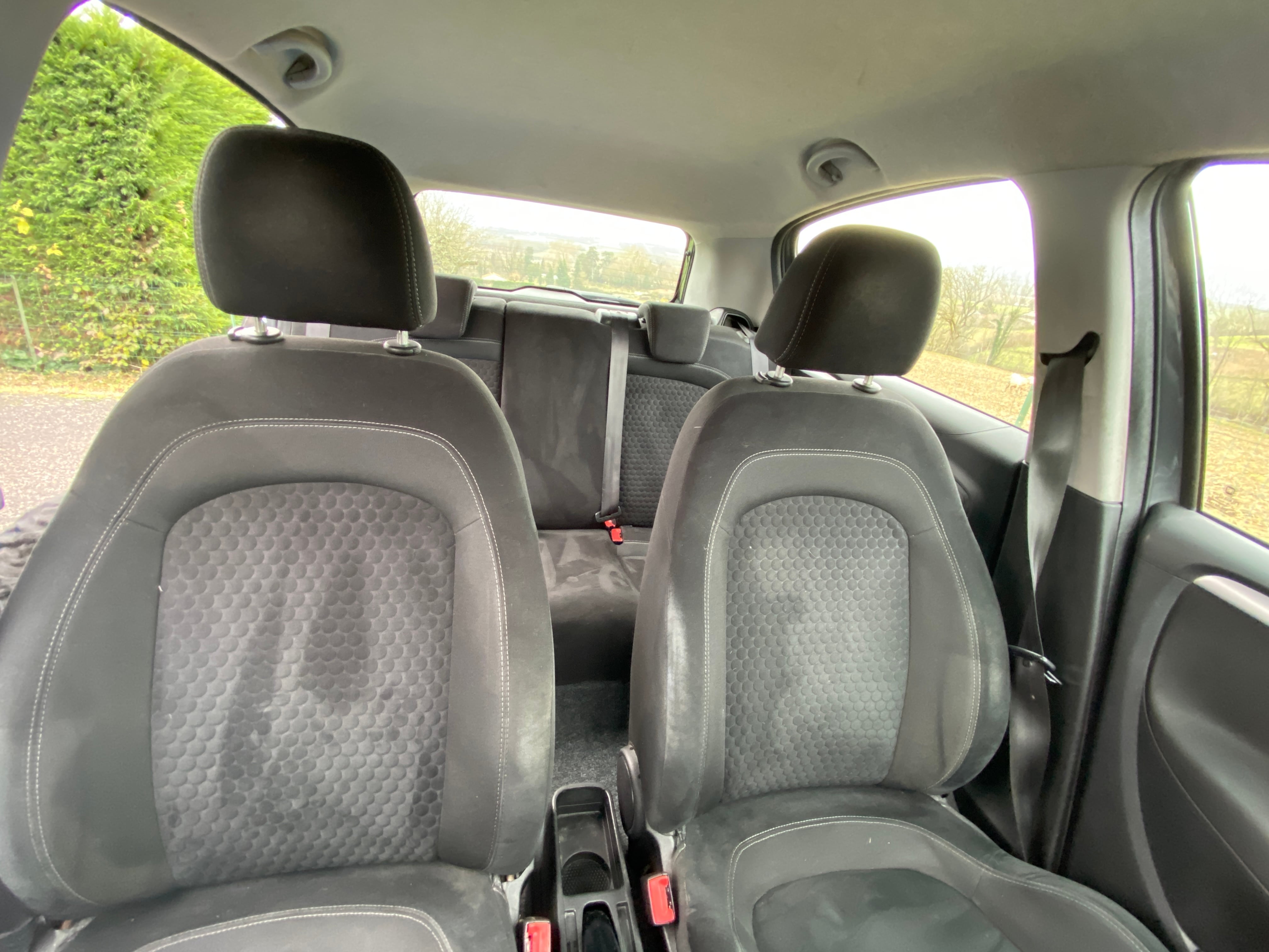 Fiat Grande Punto avec Entrée audio / iPod