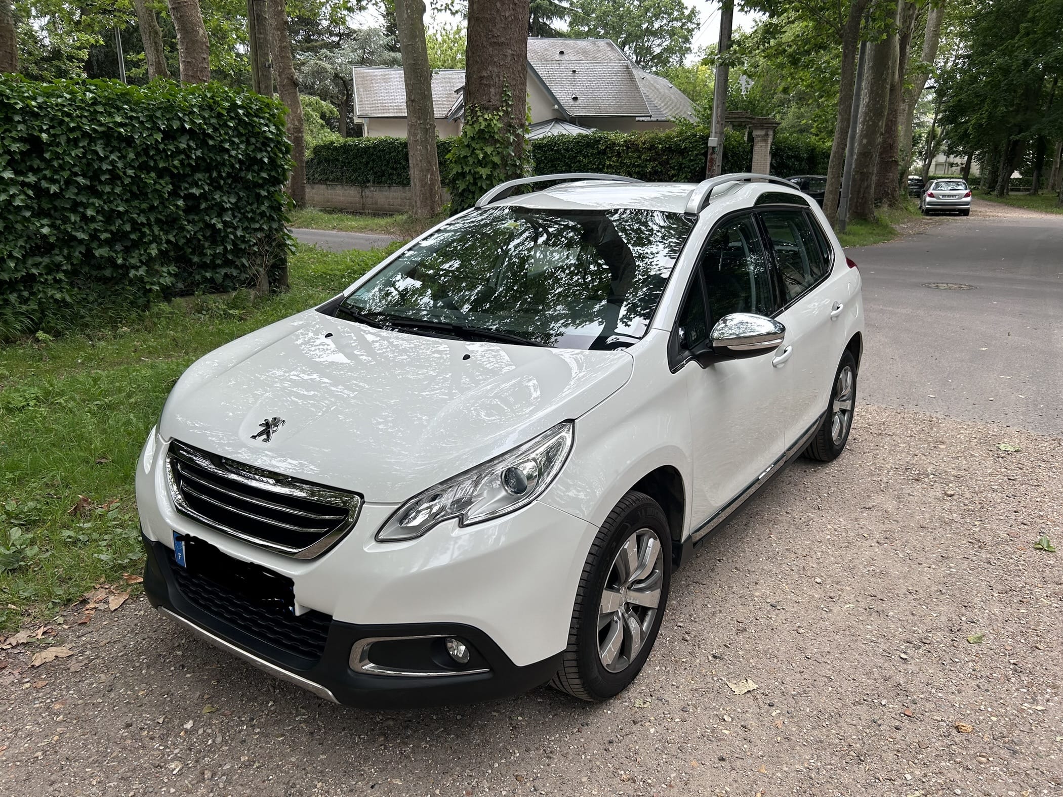 Peugeot 2008, 2014, Essence 95