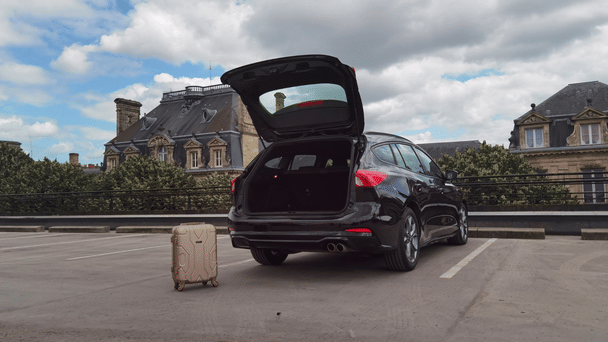 Ford Focus SW Break ST-Line avec Pneus neige