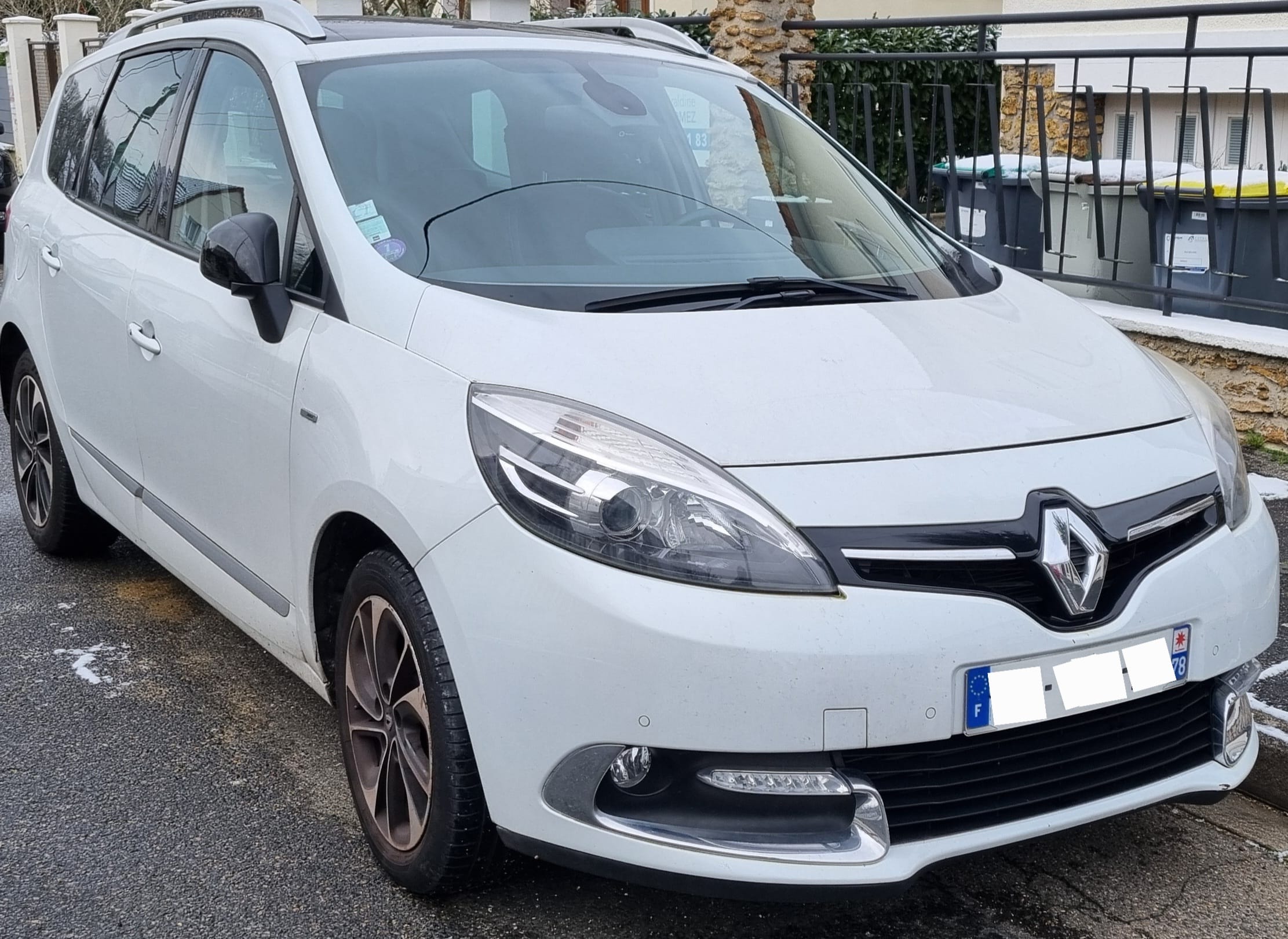 Renault Grand Scenic, 2016, Essence 95, 7 places