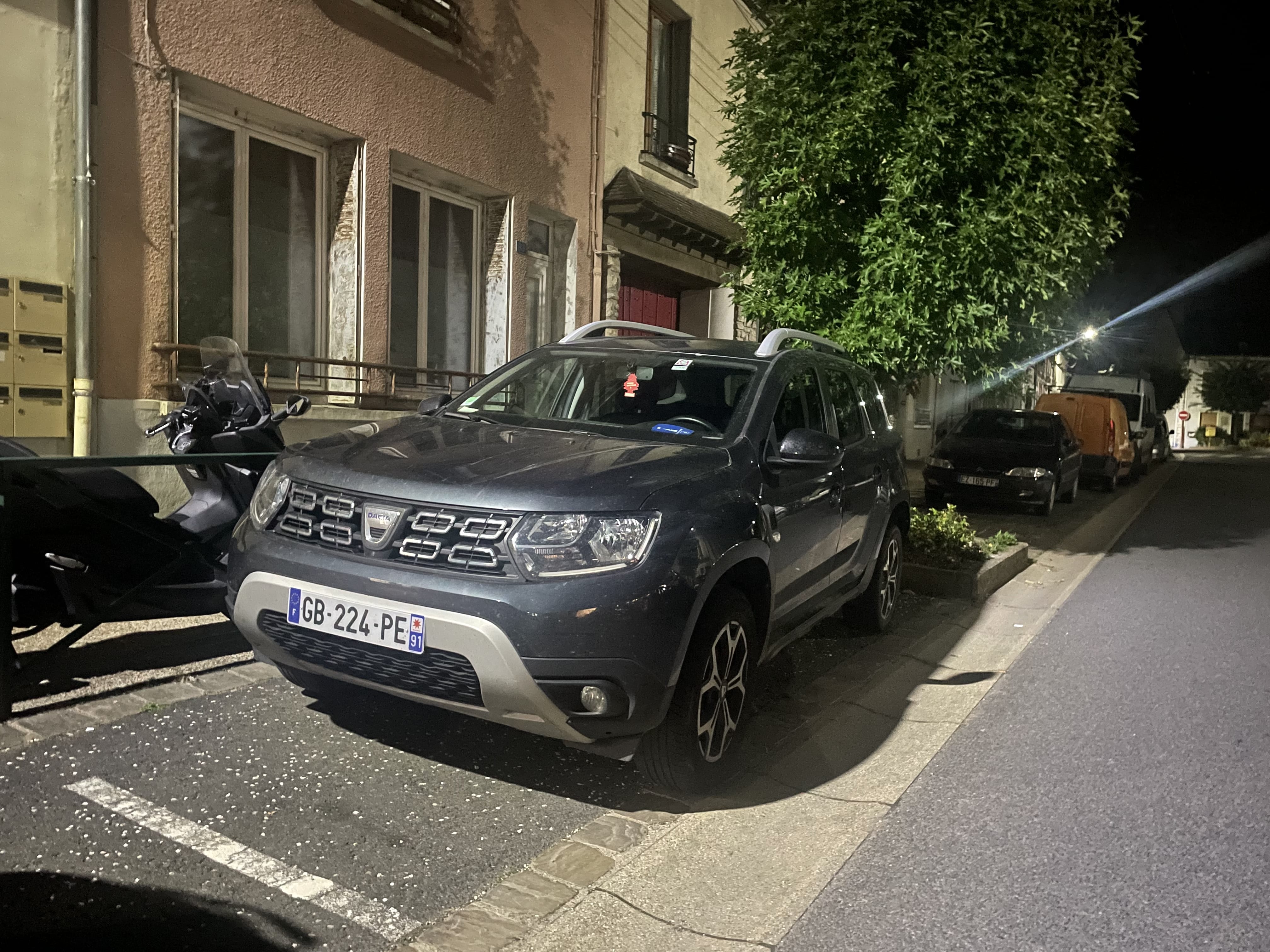 Dacia Duster, 2021, GPL