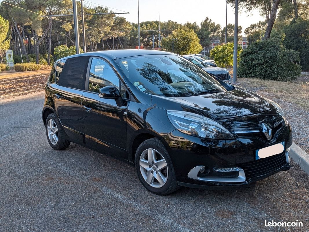 Renault Scenic 1 5 DCI 110CV avec GPS