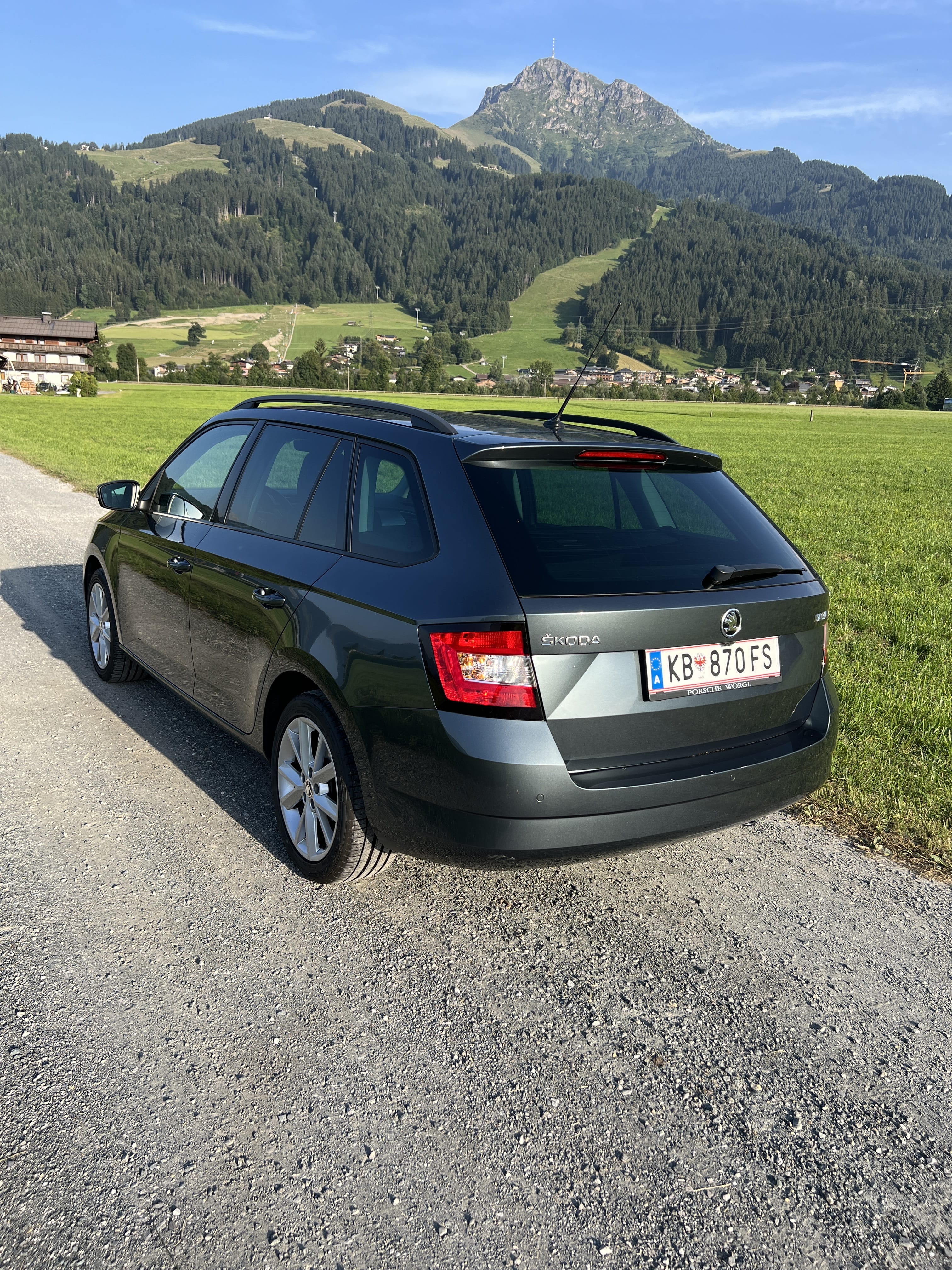 Skoda Fabia Kombi mit Navigationsgerät