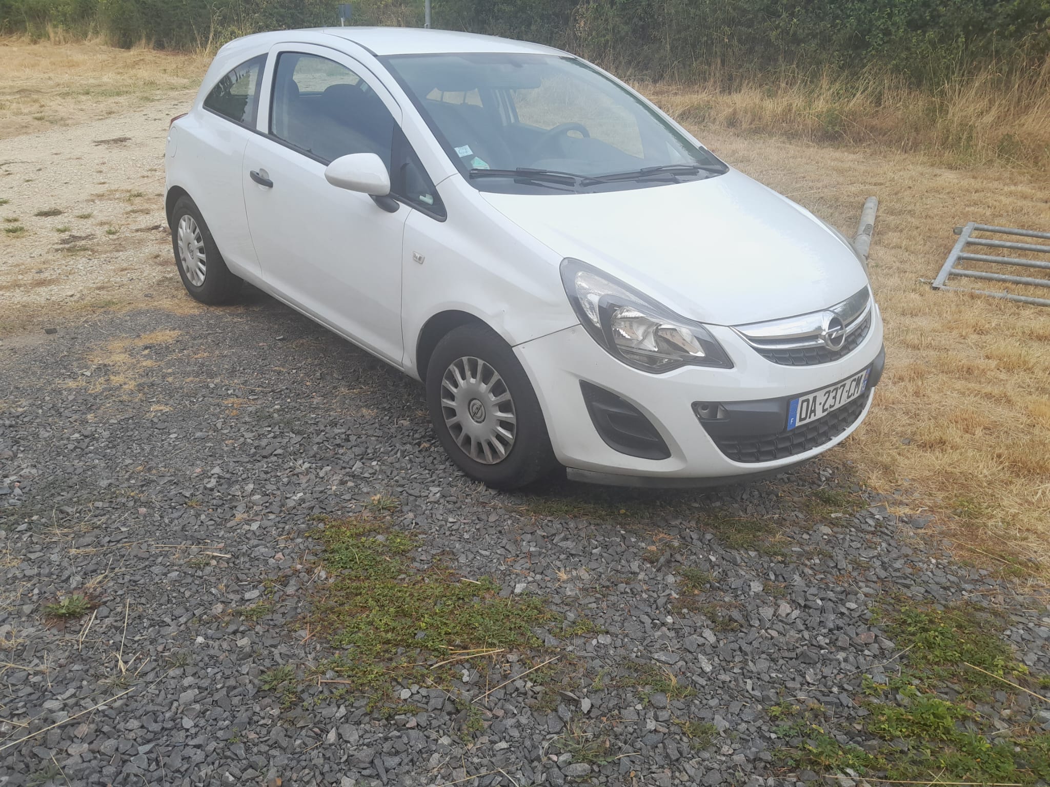 Opel Corsa, 2013, Essence 95