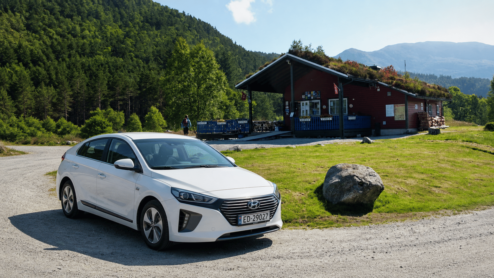 Hyundai Ioniq with Snow tires
