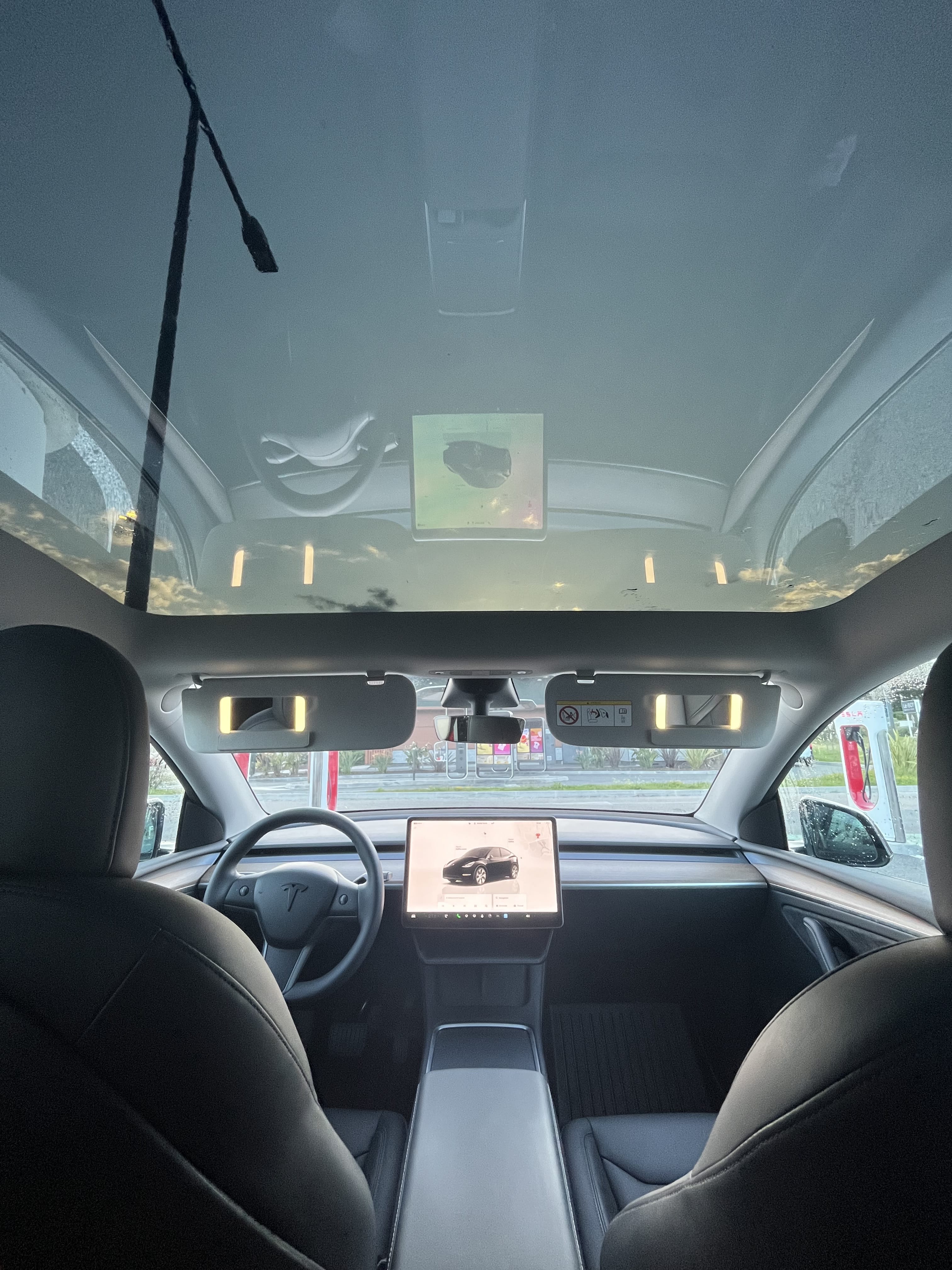 Tesla Model Y Long Range Electrique (600km WLTP) avec Audio Bluetooth