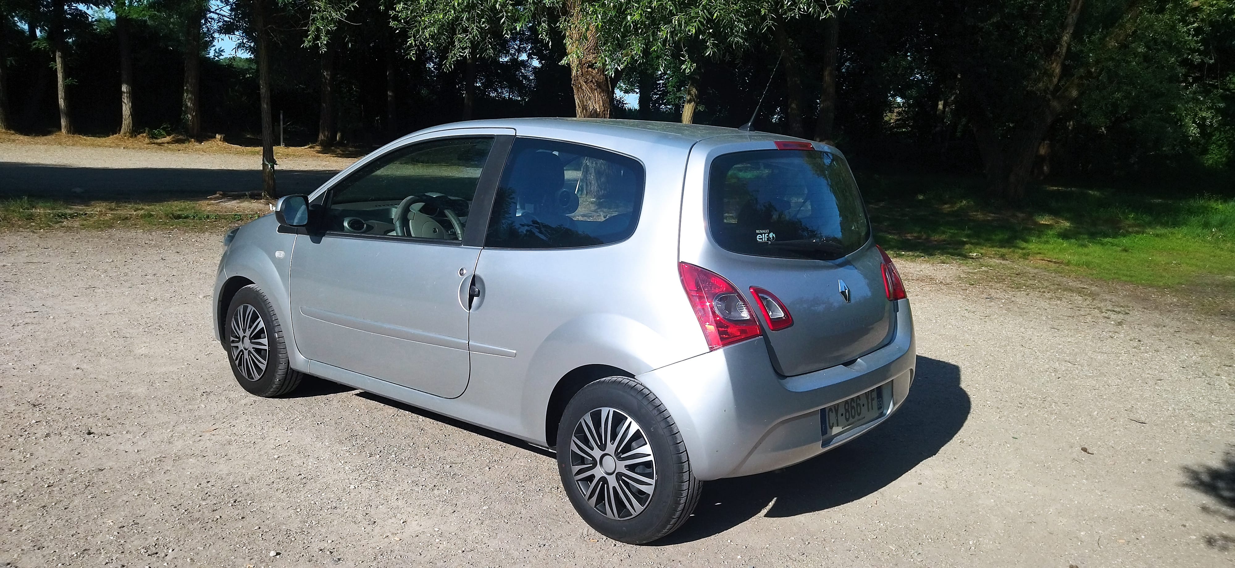 Renault Twingo II avec Pneus neige