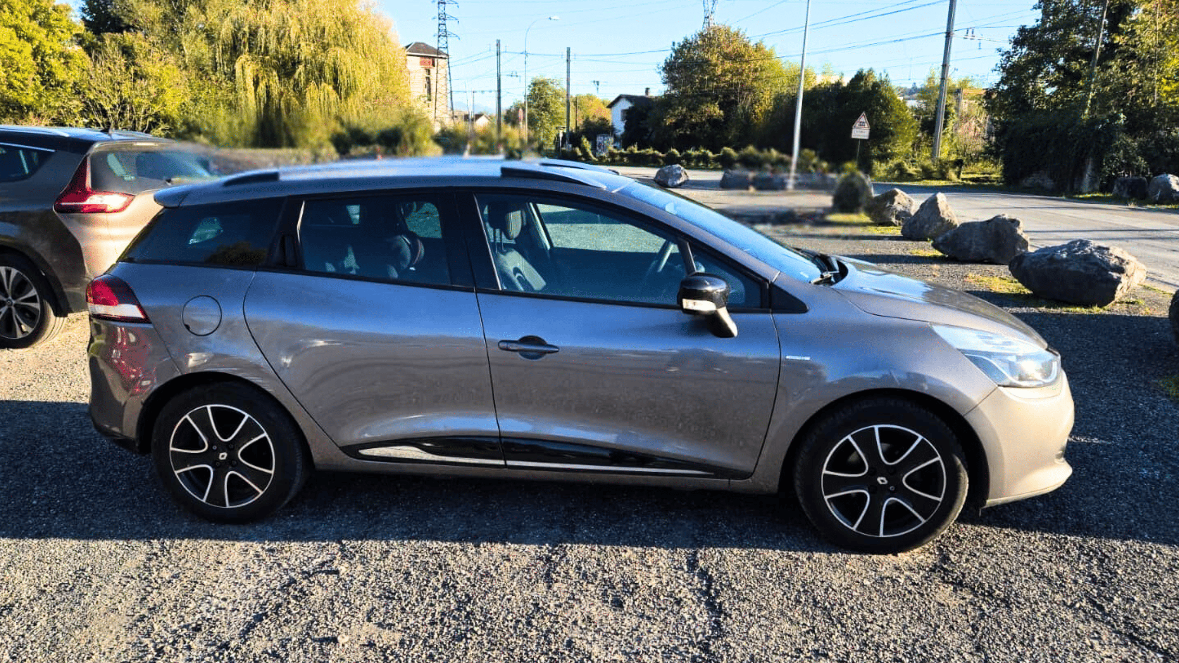 Renault Clio Estate Confortable, spacieuse et climatisée avec Climatisation