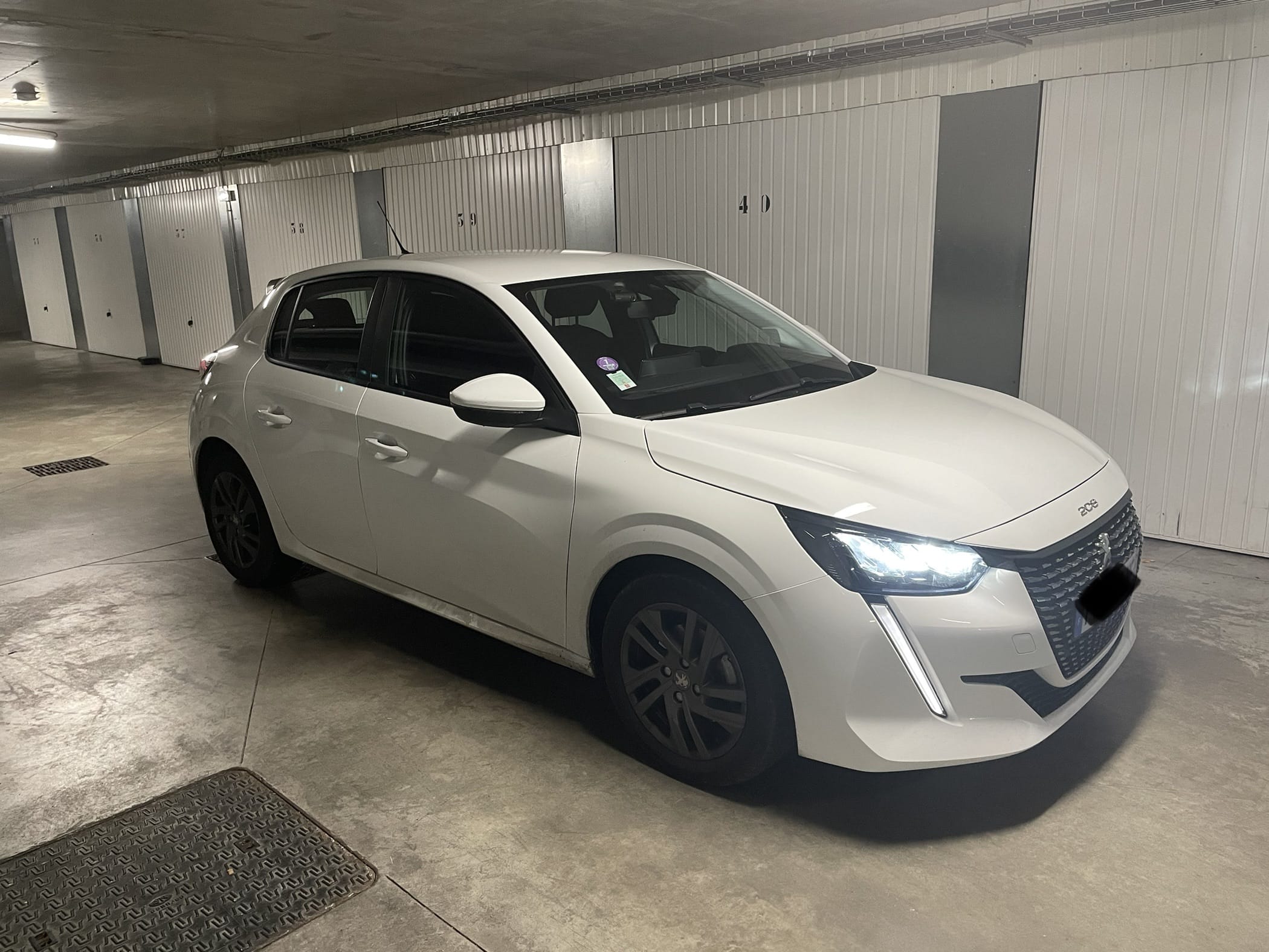 Peugeot 208, 2021, Essence 95