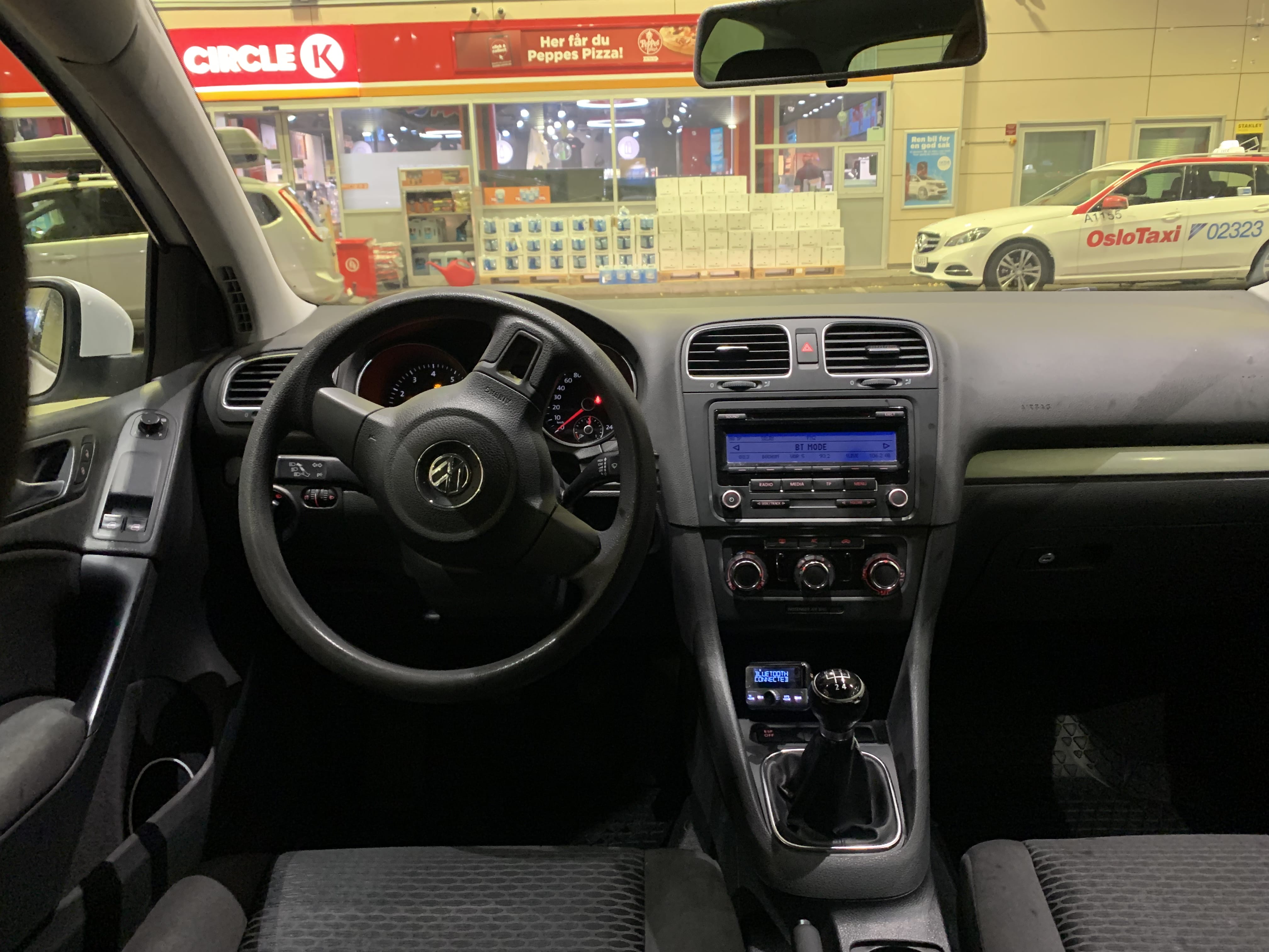 Volkswagen Golf med Bluetooth audio