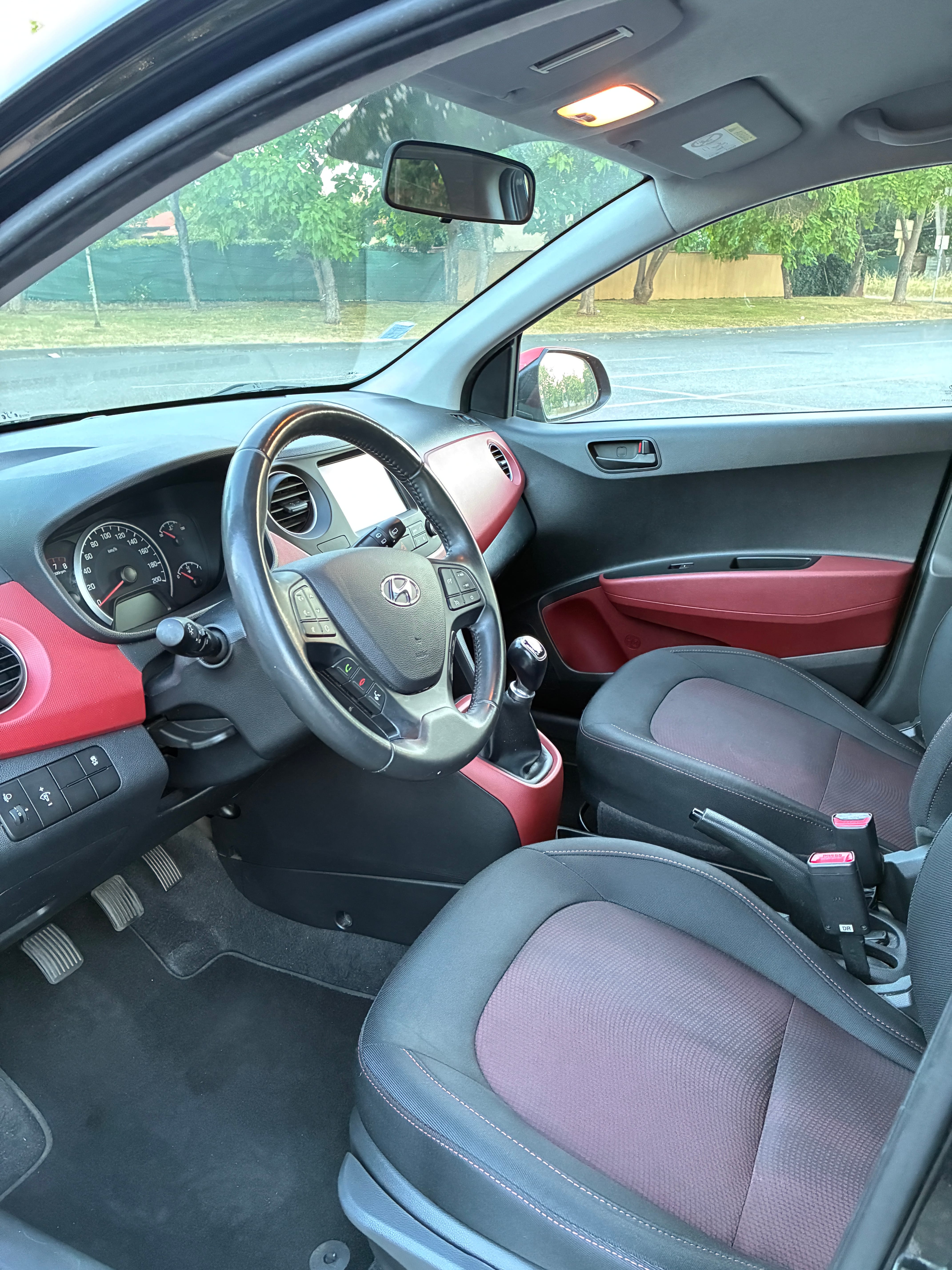 Hyundai i10 avec Audio Bluetooth