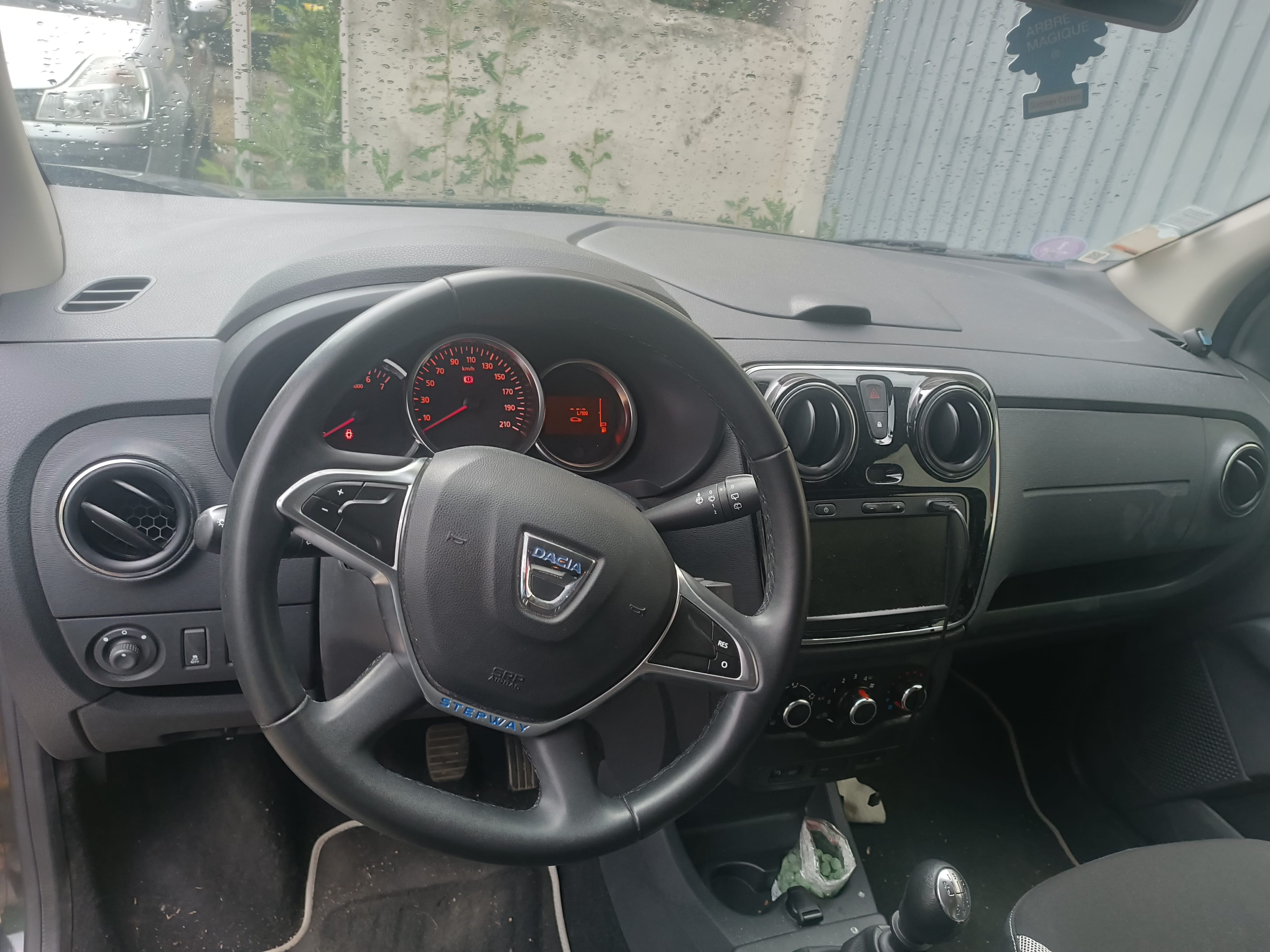 Dacia Lodgy avec Régulateur de vitesse