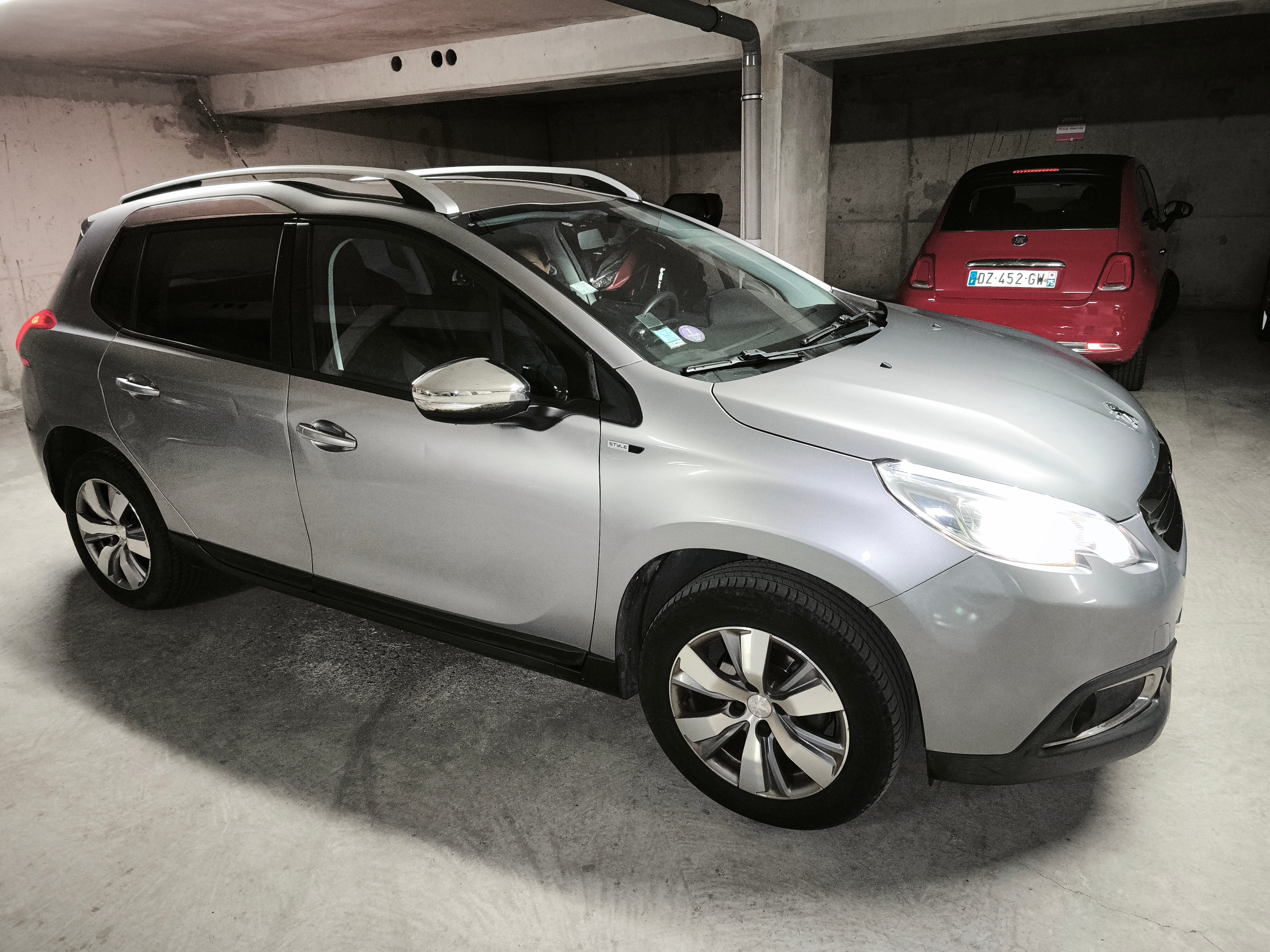 Peugeot 2008 with GPS
