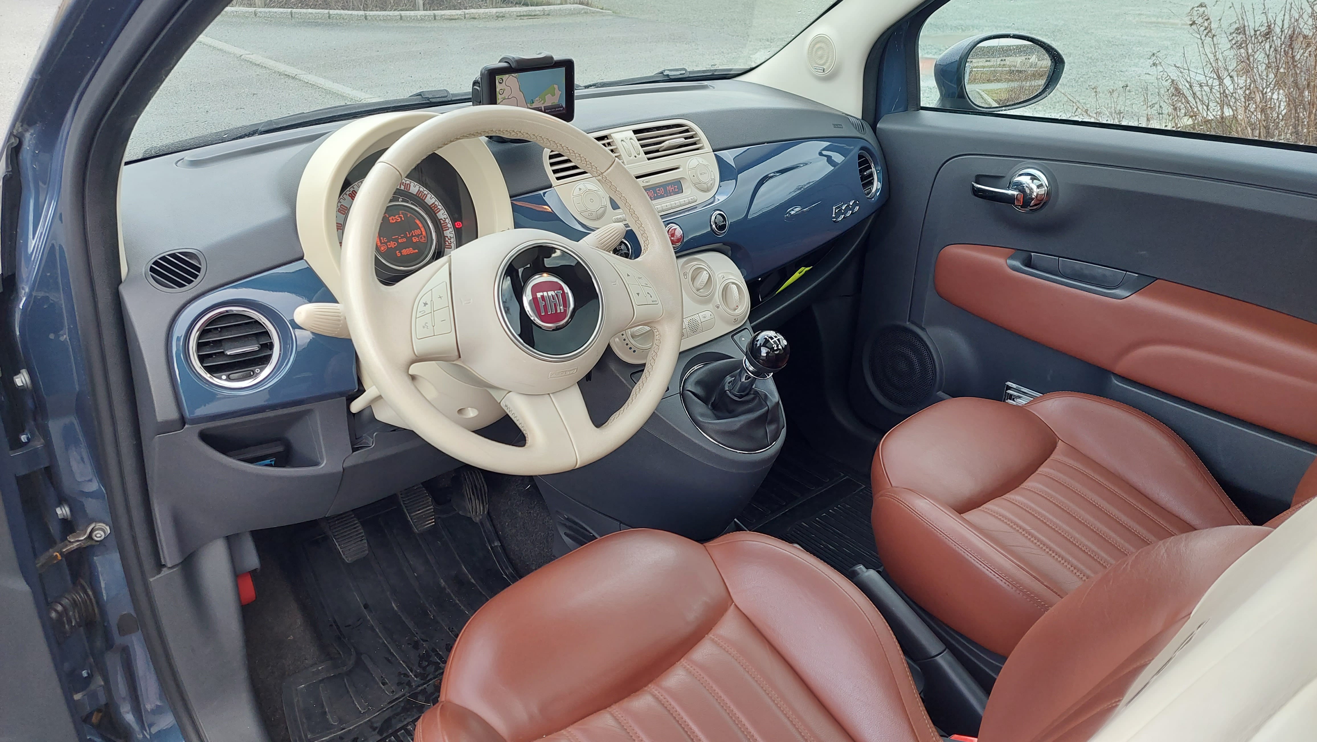 Fiat 500 with Baby seat