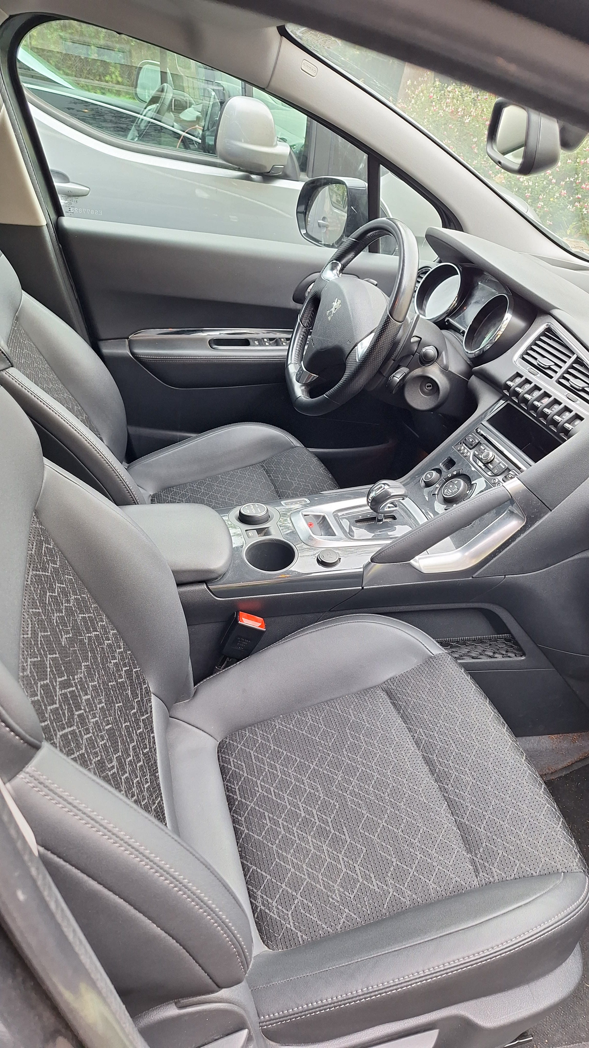 Peugeot 3008 avec GPS