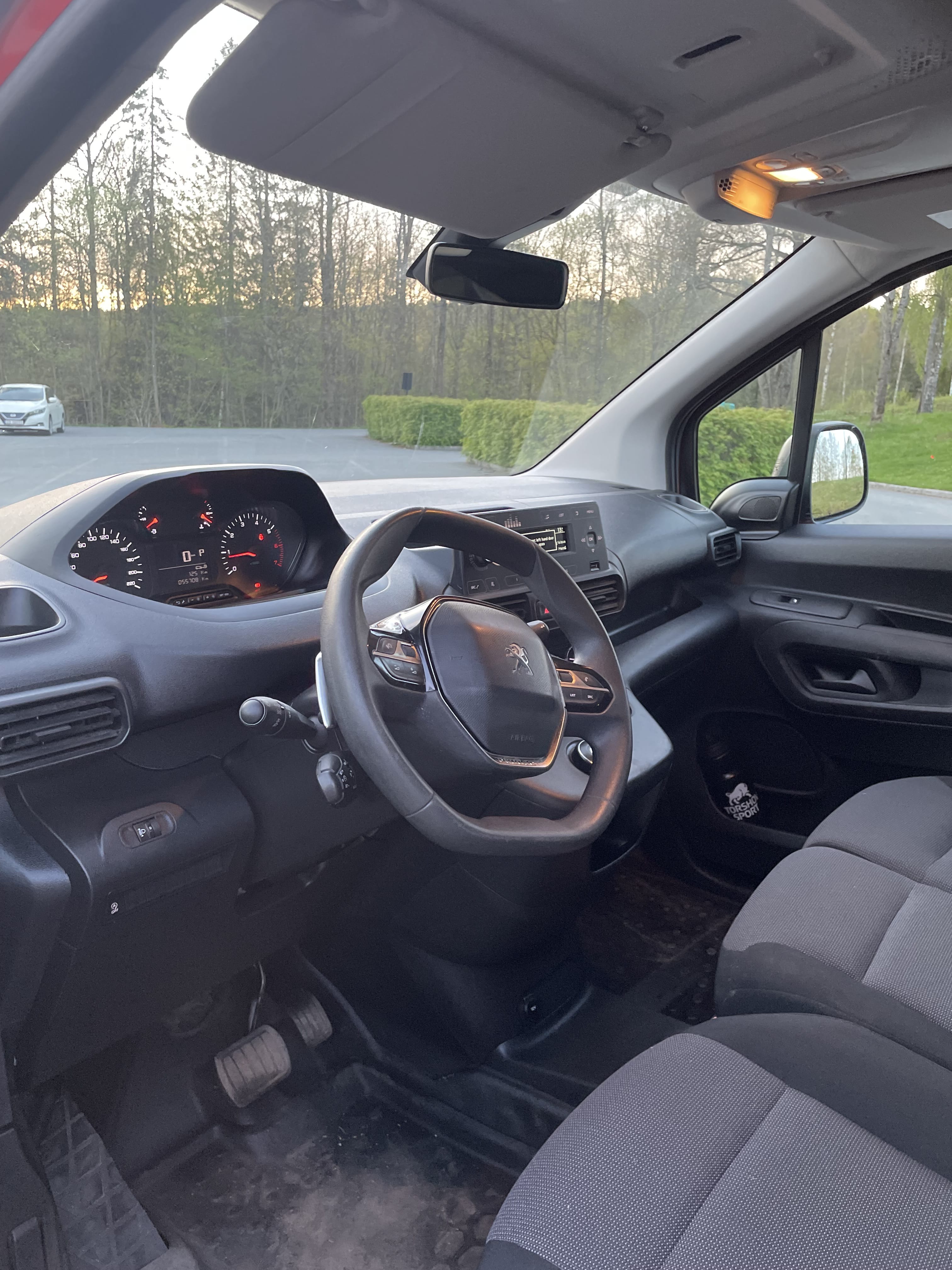 Peugeot Partner med Vinterdekk