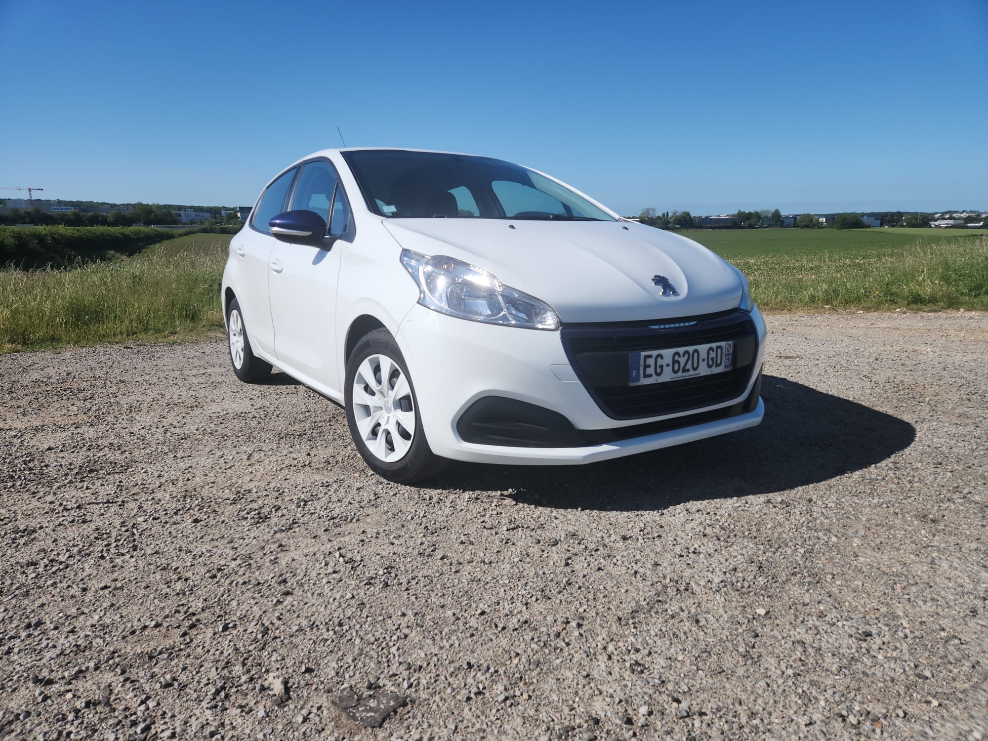 Peugeot 208, 2016, Essence 98