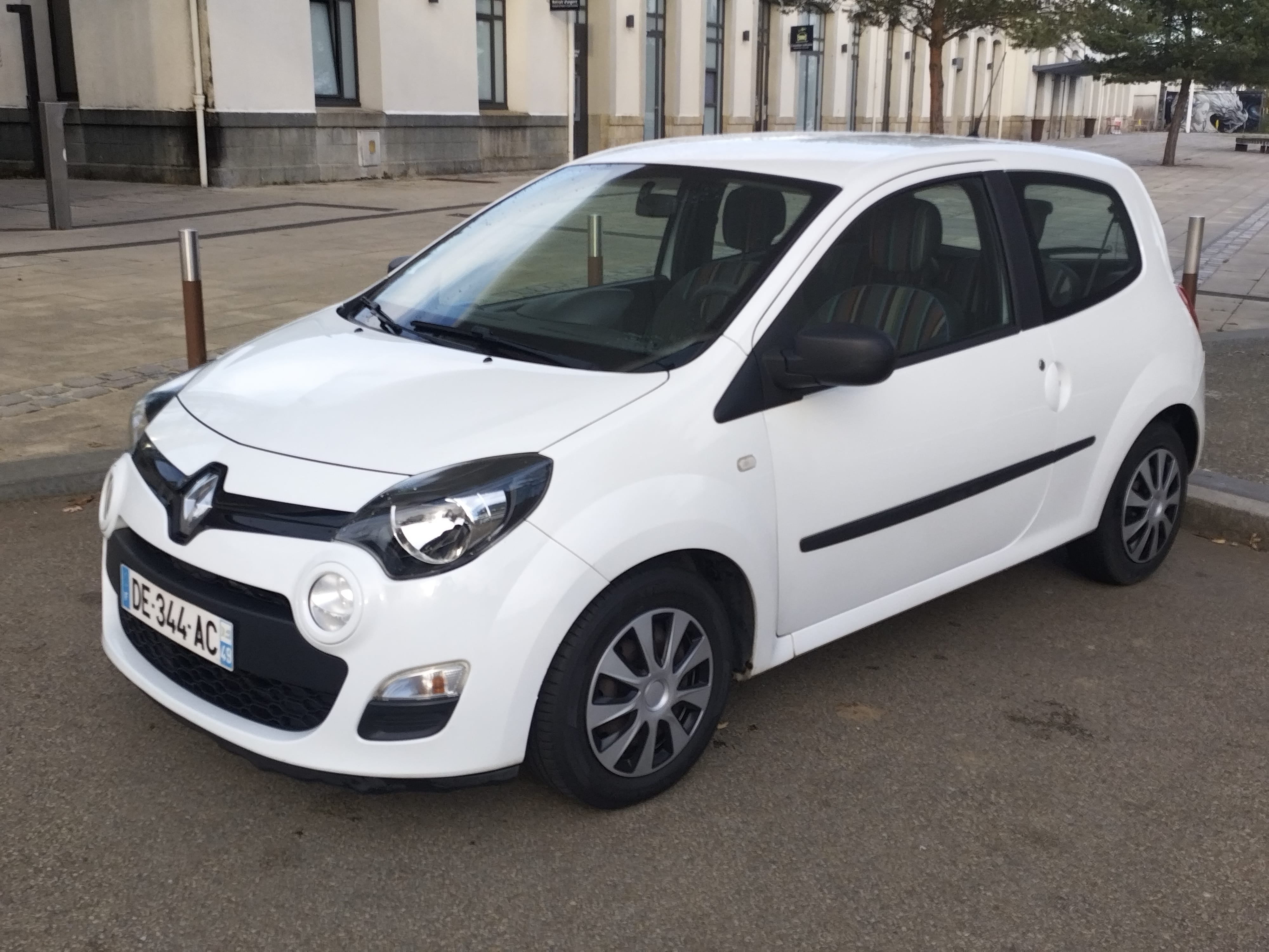 Renault Twingo II avec Siège bébé