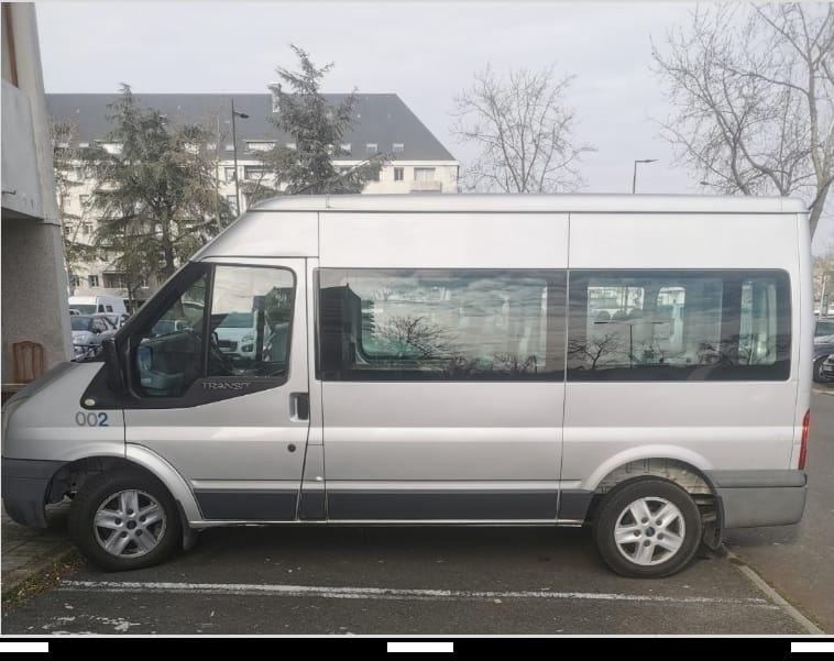 Ford Transit Passenger Van, 2011, Diesel, 9 places et plus