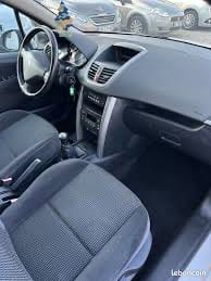 Peugeot 207 avec Régulateur de vitesse